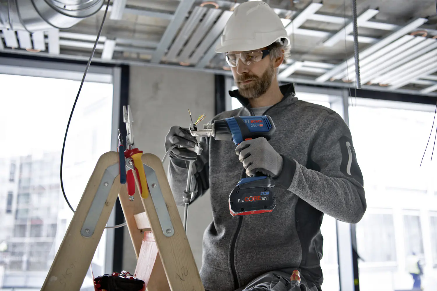 Bosch Professional Akku-Heißluftgebläse GHG 18V-50 Solo
