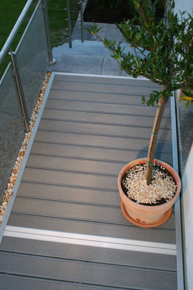 Kovalex Terrassendiele WPC 300 x 14,5 x 2,6 cm graubraun mattiert