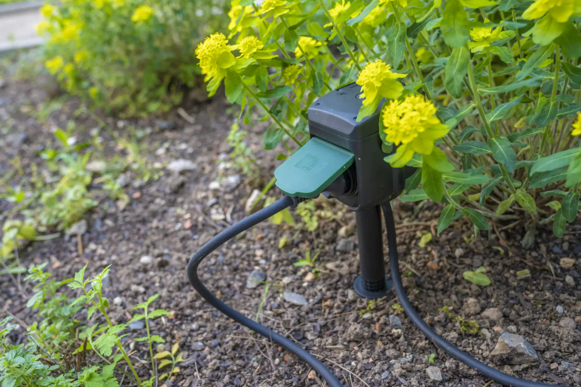UniTec WiFi Outdoor Steckdosen-Erdspieß 2-fach IP44