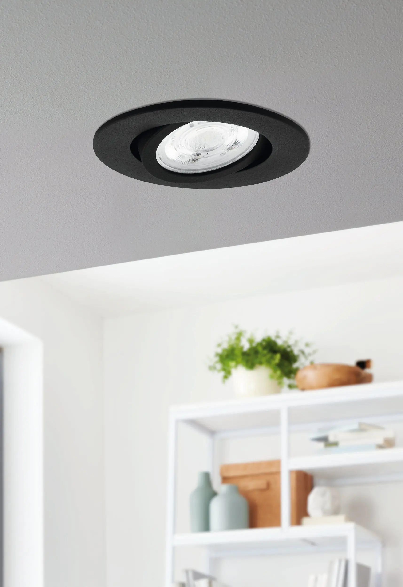 Eglo Connect Einbauleuchte Saliceto-Z schwarz Ø 8,8 cm dimmbar, ww-kw, RGB