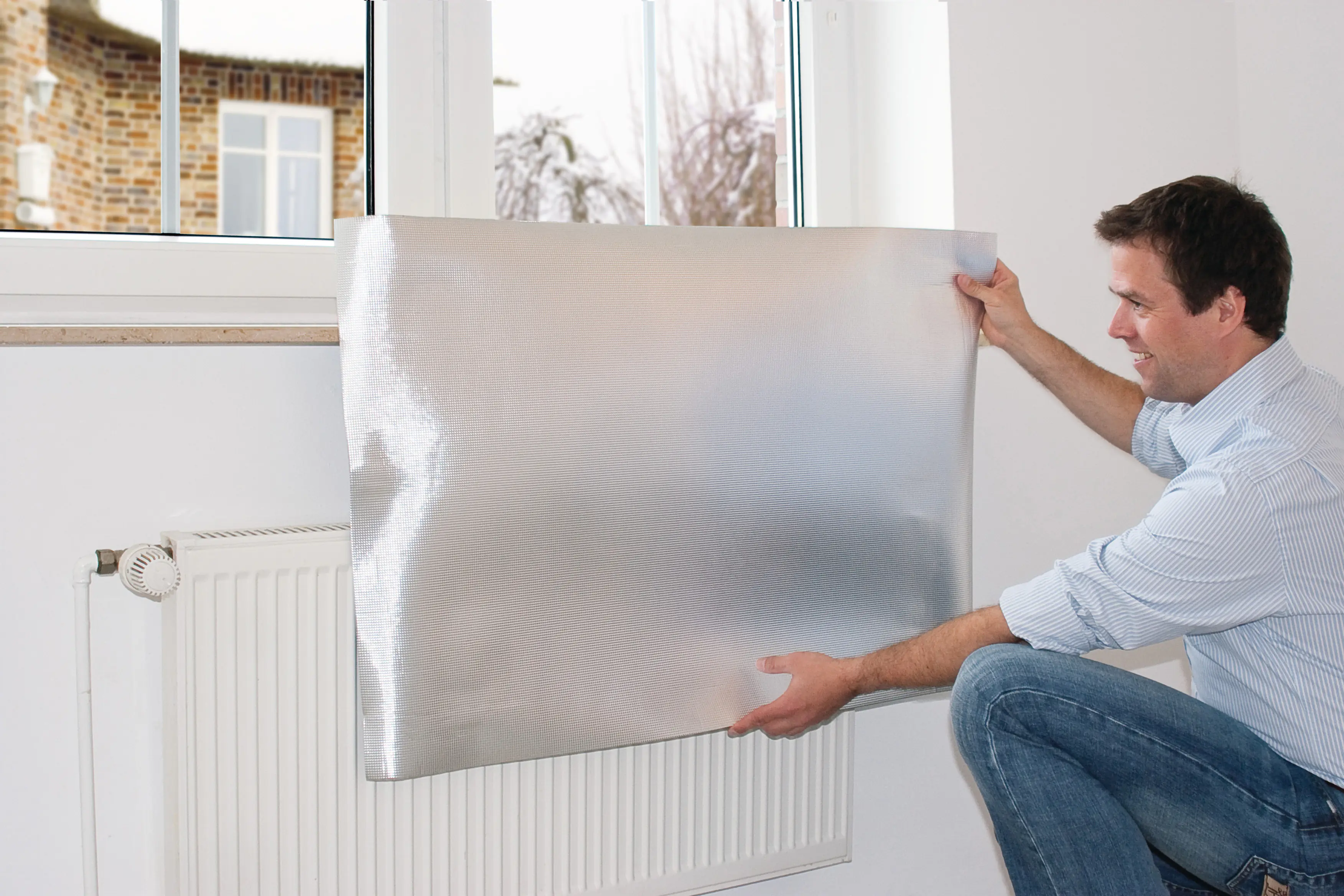 tesa Insulation Reflektorfolie für Heizkörper Heat Reflect 1 x 0,7 m