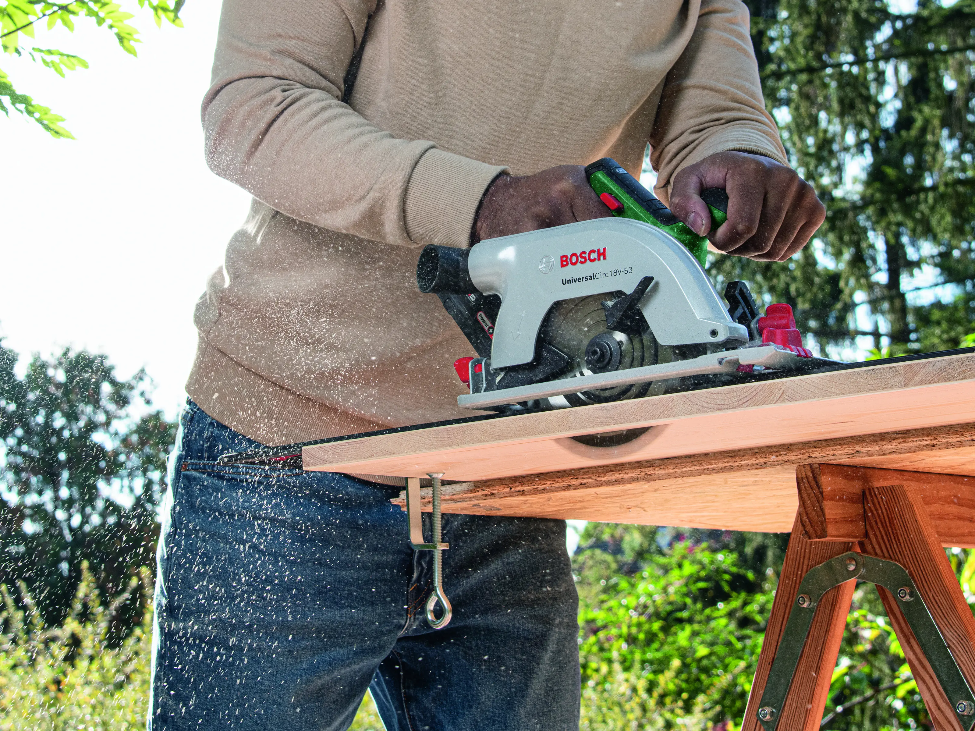 Bosch Akku-Kreissäge UniversalCirc 18V-53 Solo