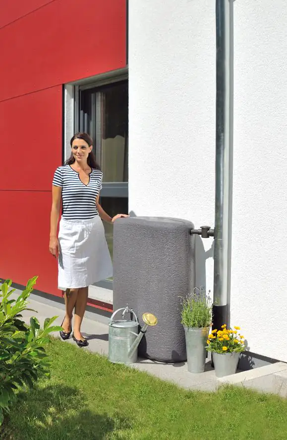 Garantia Regenwasser-Wand-Tank Terranova 275 l