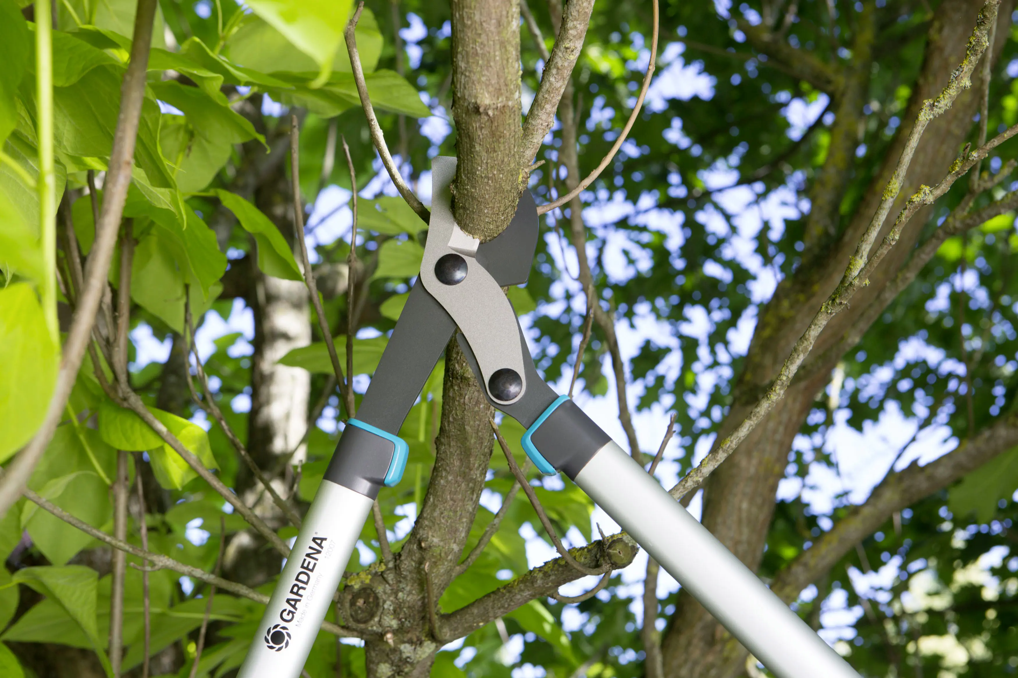 Gardena Astschere EnergyCut 750B bis zu Ø 42 mm Schnittstärke