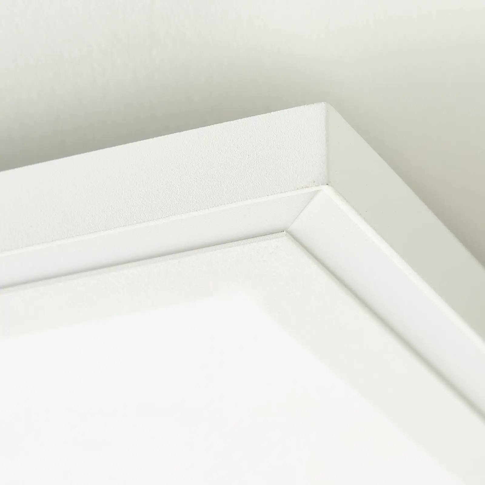 Brilliant Tuya Smart LED Deckenleuchte Ladoga 100 x 25 cm weiß