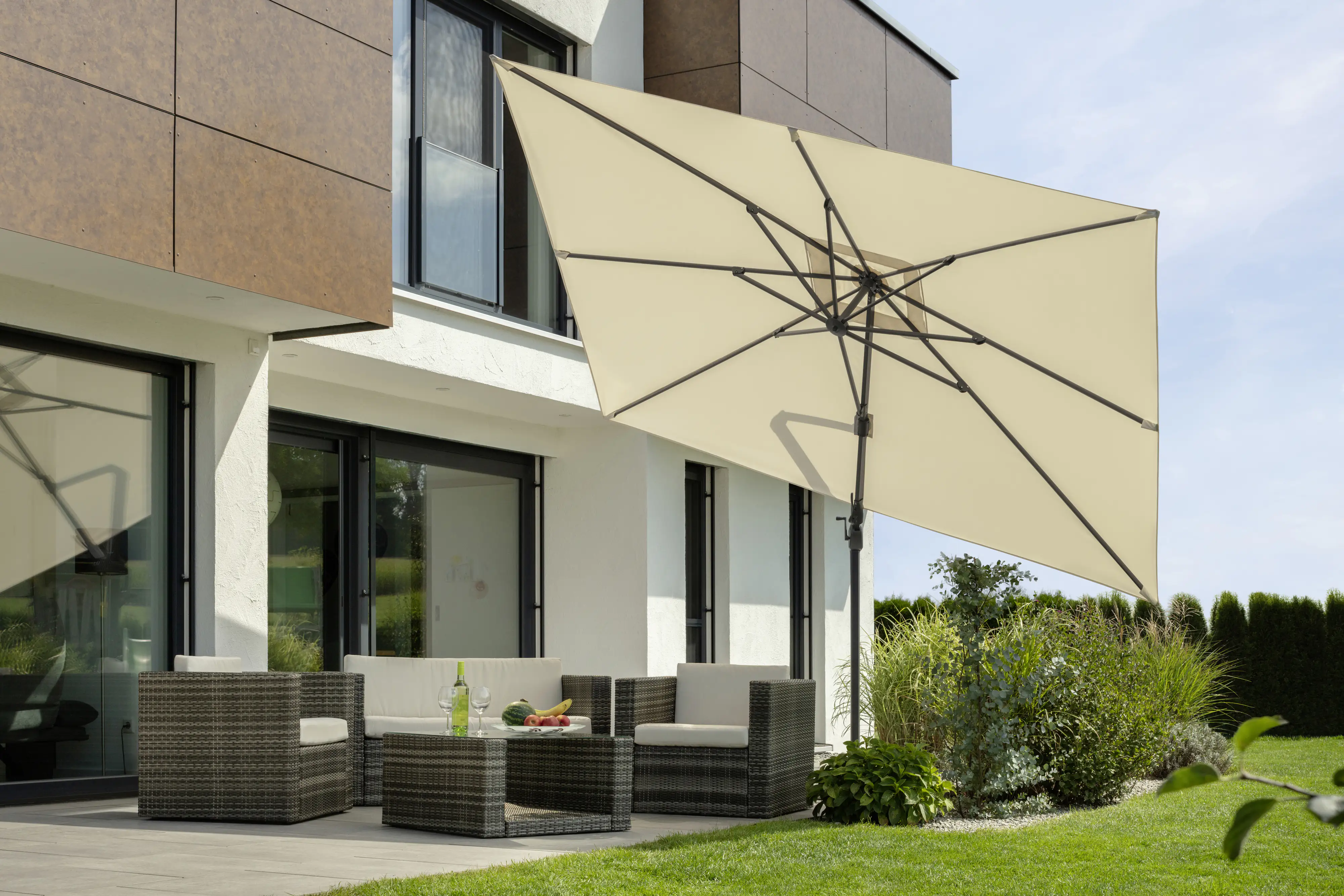 Schneider Ampelschirm Rhodos Twist natur 350 x 260 cm inkl. Sonnenschirmhülle