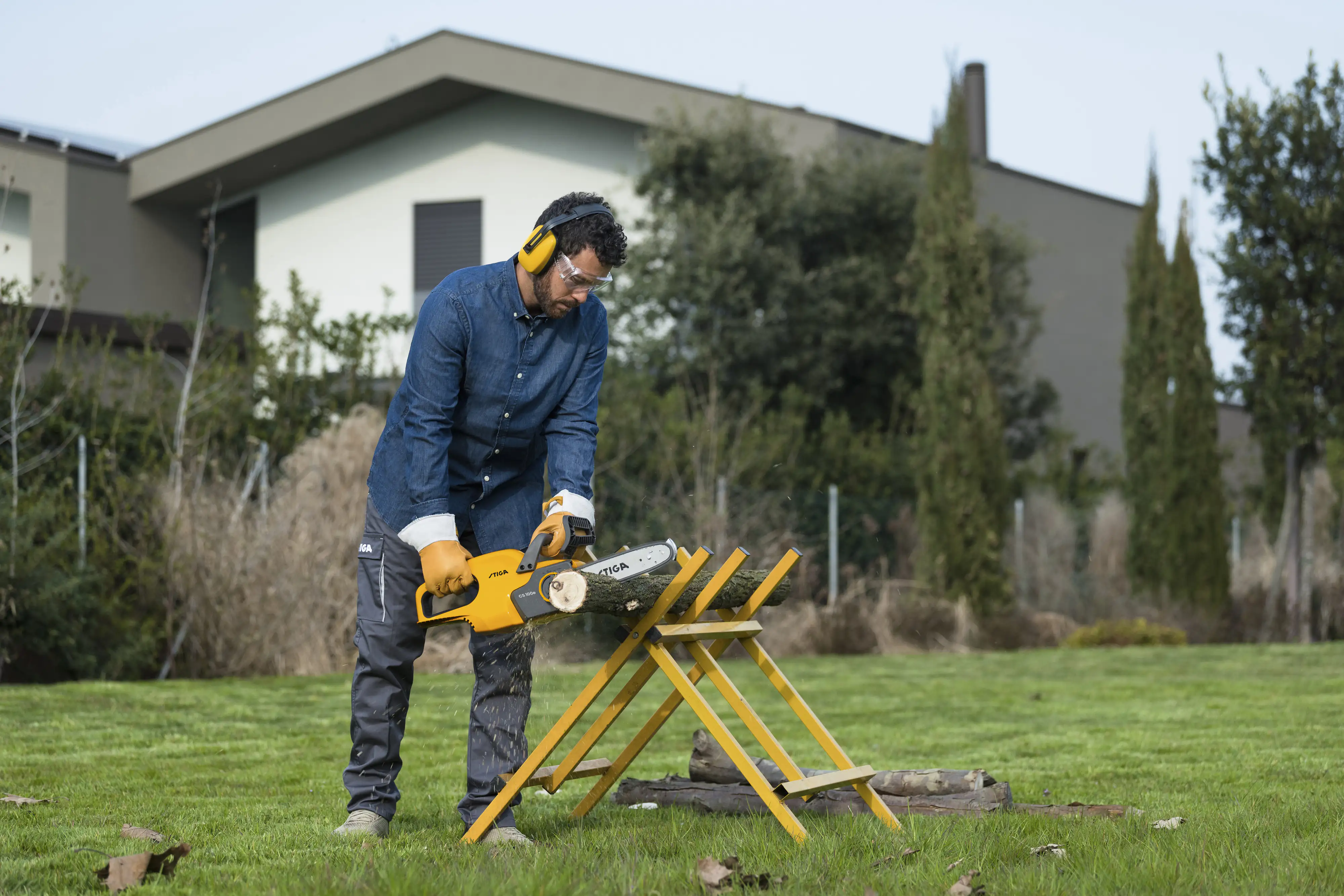 Stiga Akku Kettensäge CS 100e-Set 25 cm Schwertlänge  inkl. Akku und Ladegerät