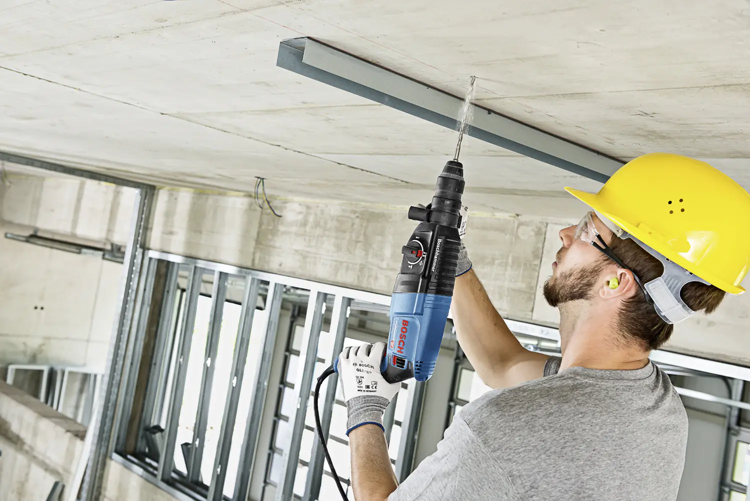 Bosch Professional Bohrhammer GBH 2-26 F SDS-plus im Koffer