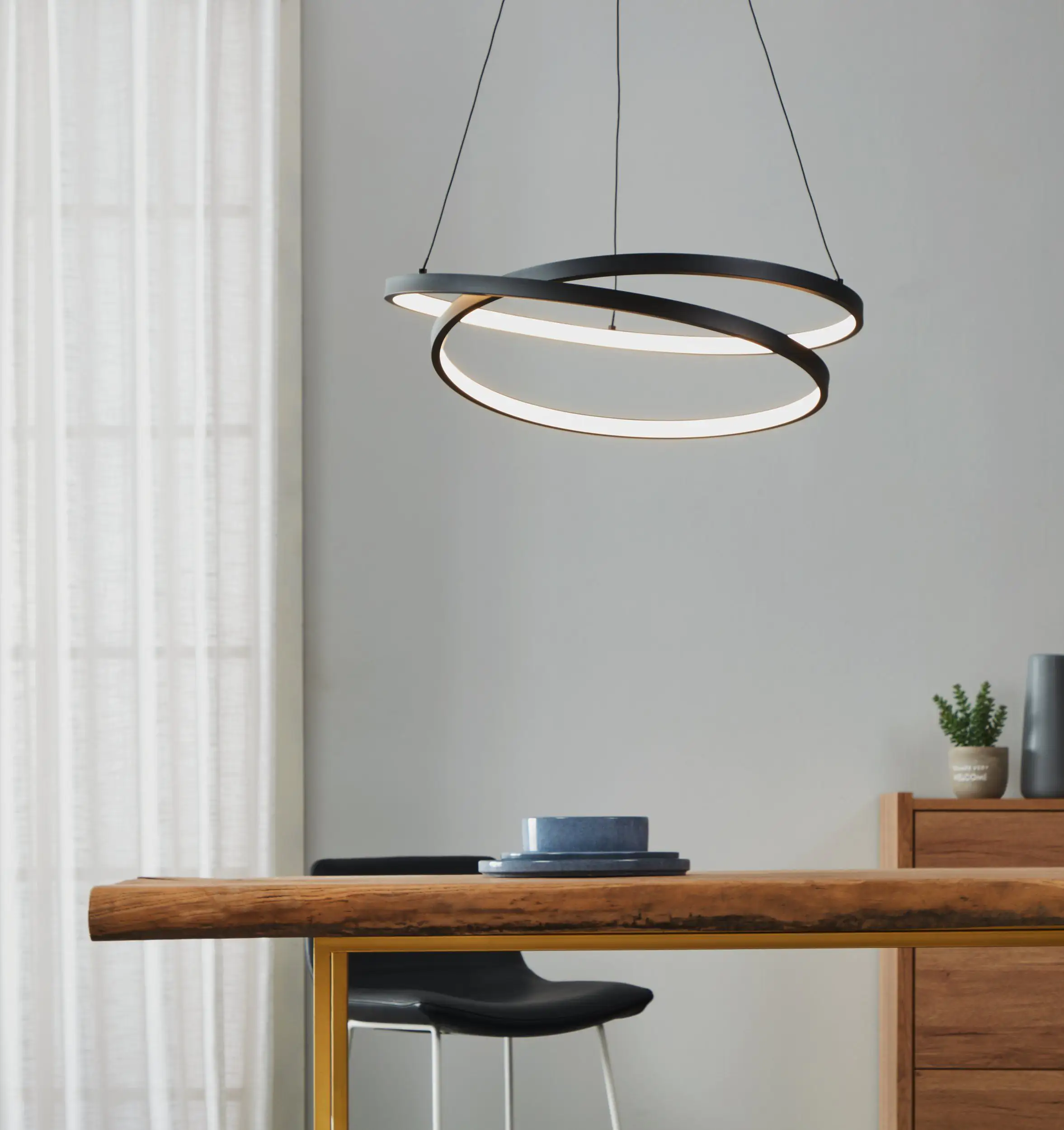 Eglo LED Pendelleuchte Ruotale schwarz weiß 55 x 150 cm 