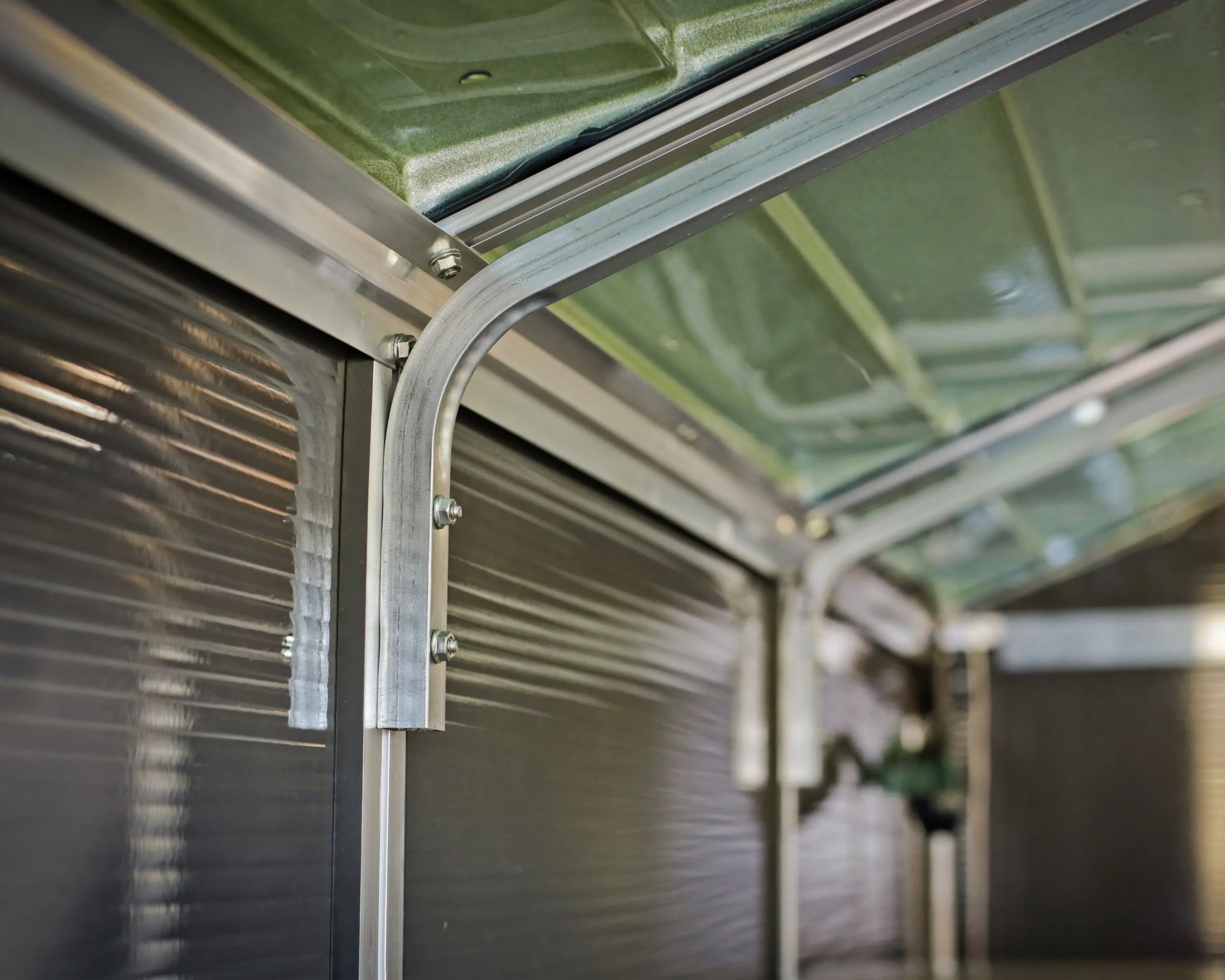 Canopia Gerätehaus Rubicon Alu grau 379 x 185 cm