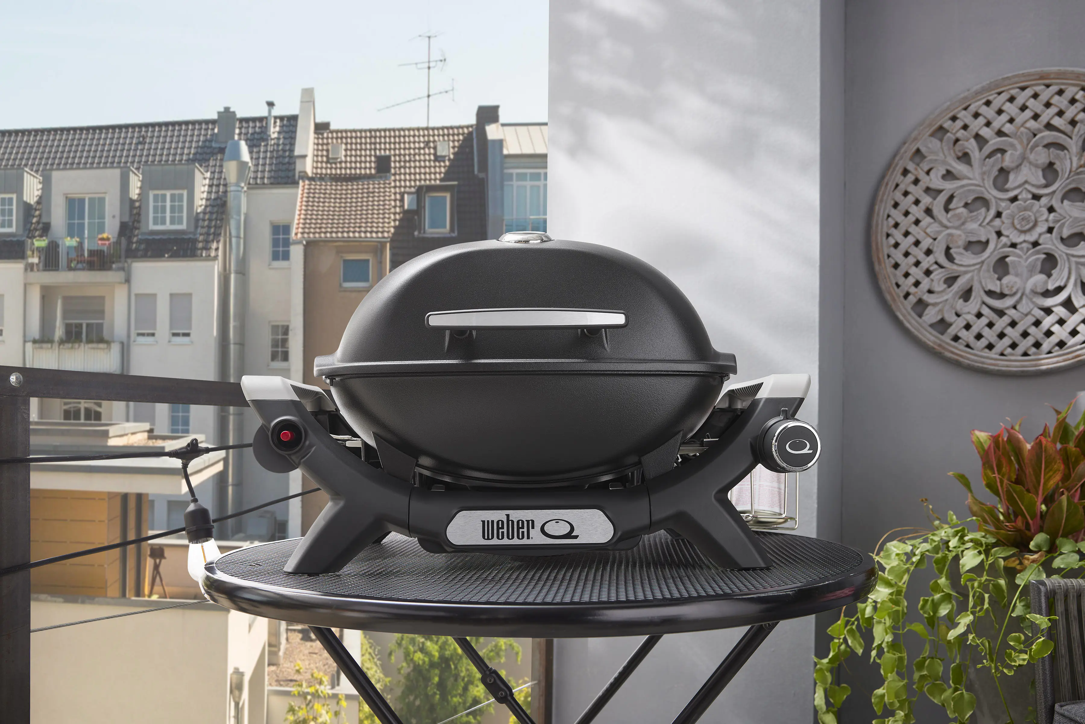 Weber Gasgrill Q1100N, schwarz, 38x66x44 cm, 2,94 kW