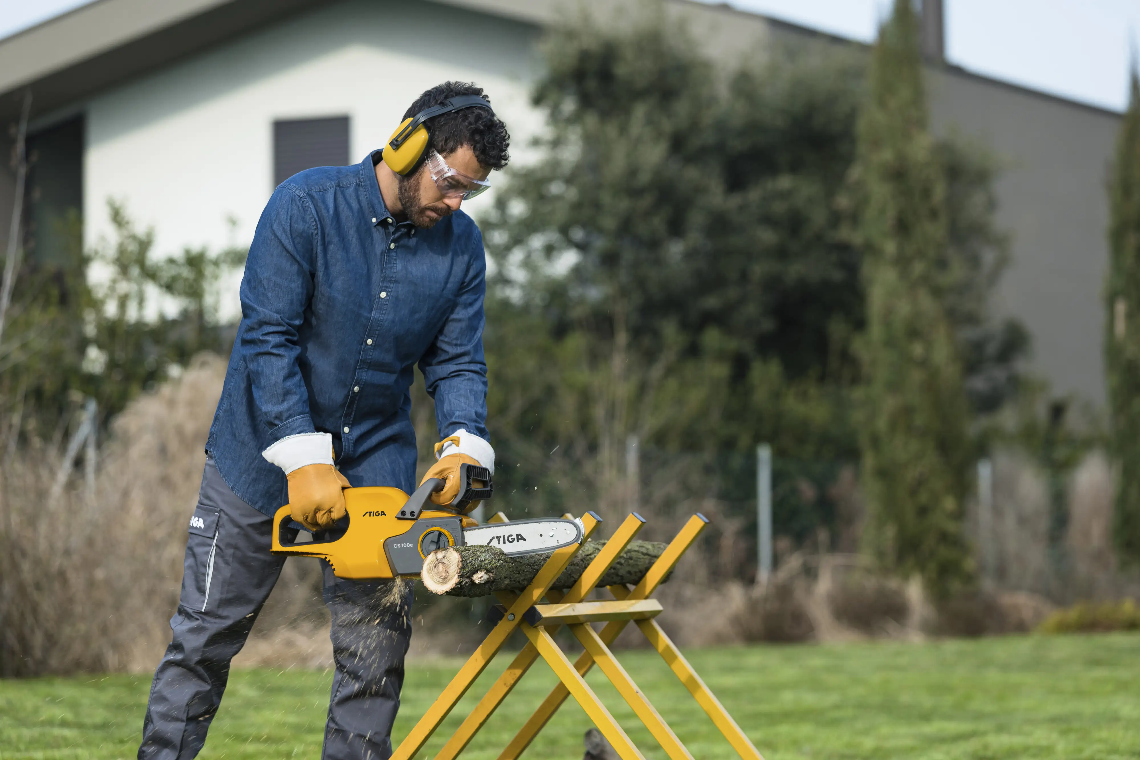 Stiga Akku Kettensäge CS 100e-Set 25 cm Schwertlänge  inkl. Akku und Ladegerät