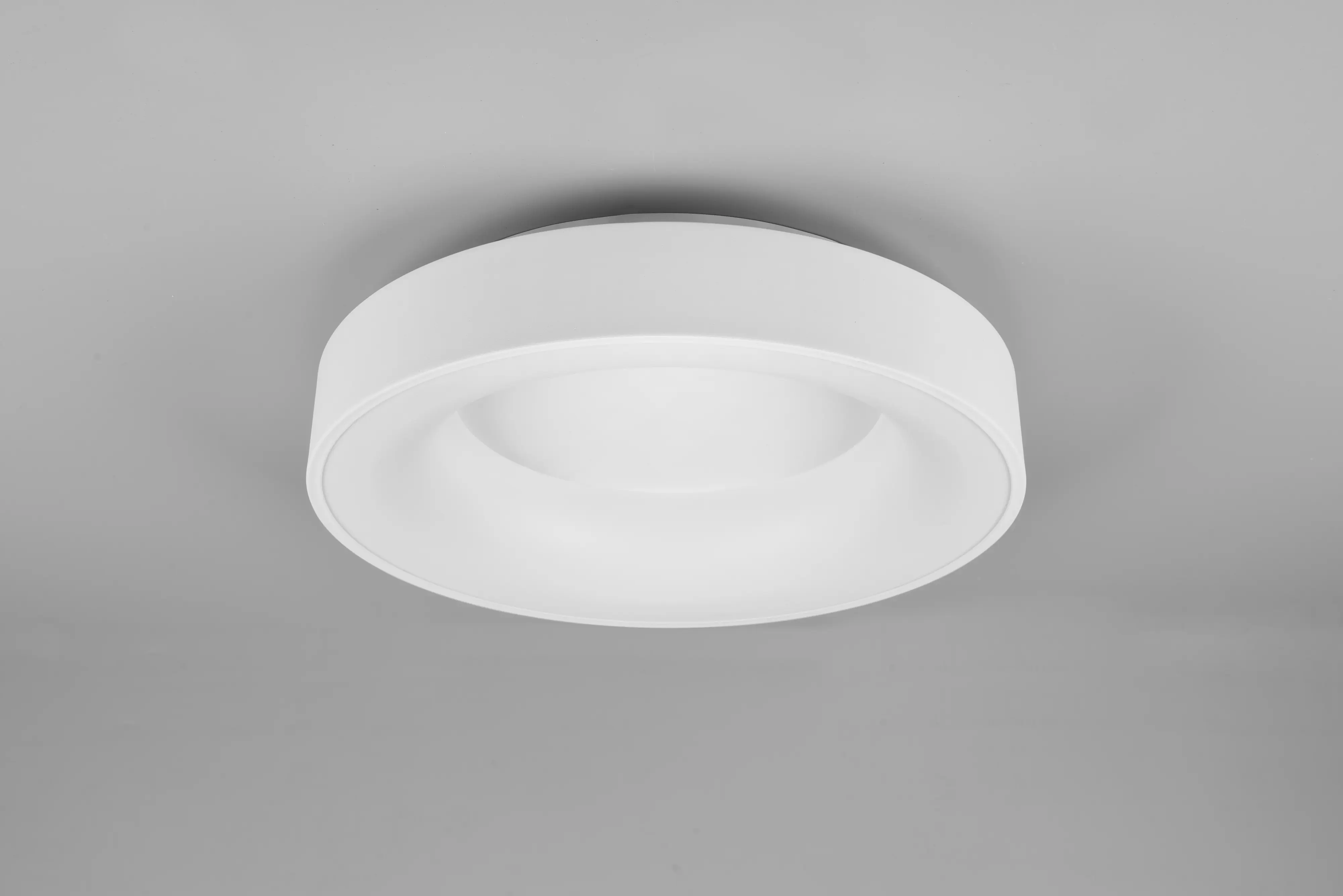 Trio LED Deckenleuchte Girona weiß dimmbar