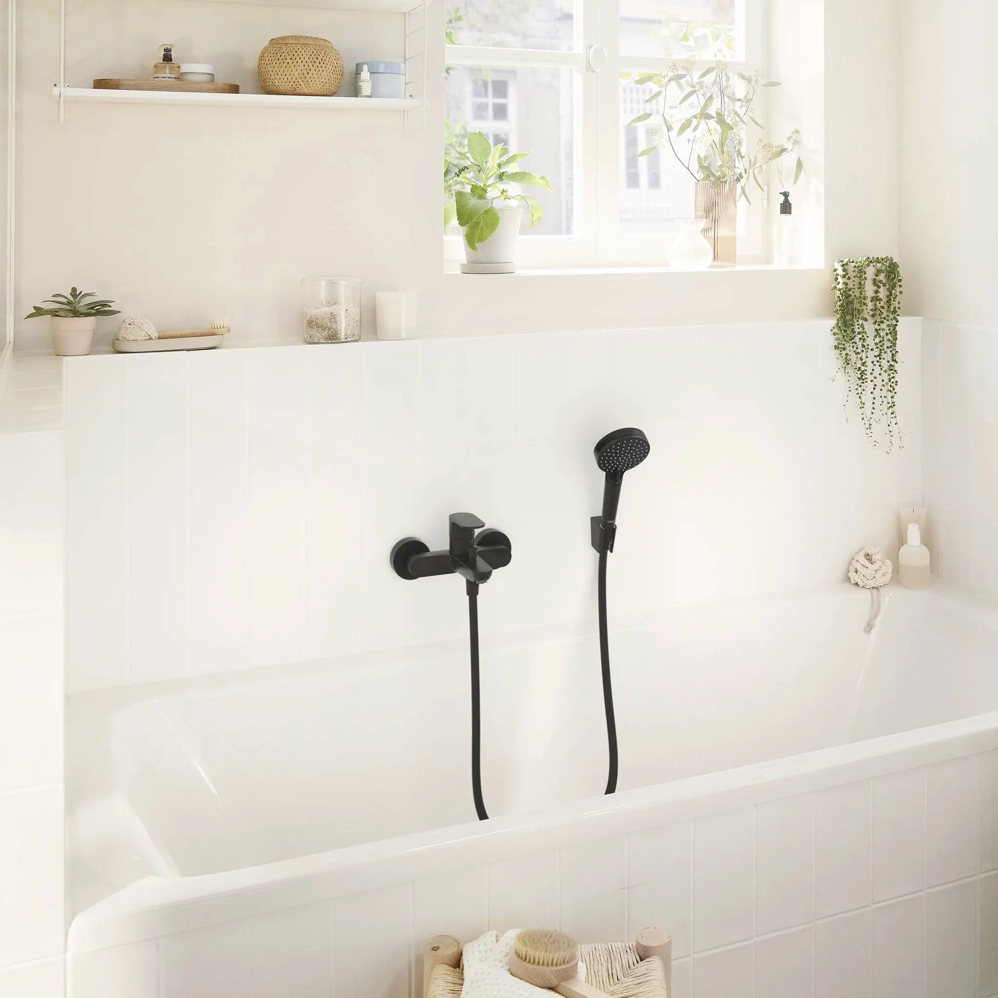 Hansgrohe Badewannenarmatur Rebris S Aufputz mattschwarz