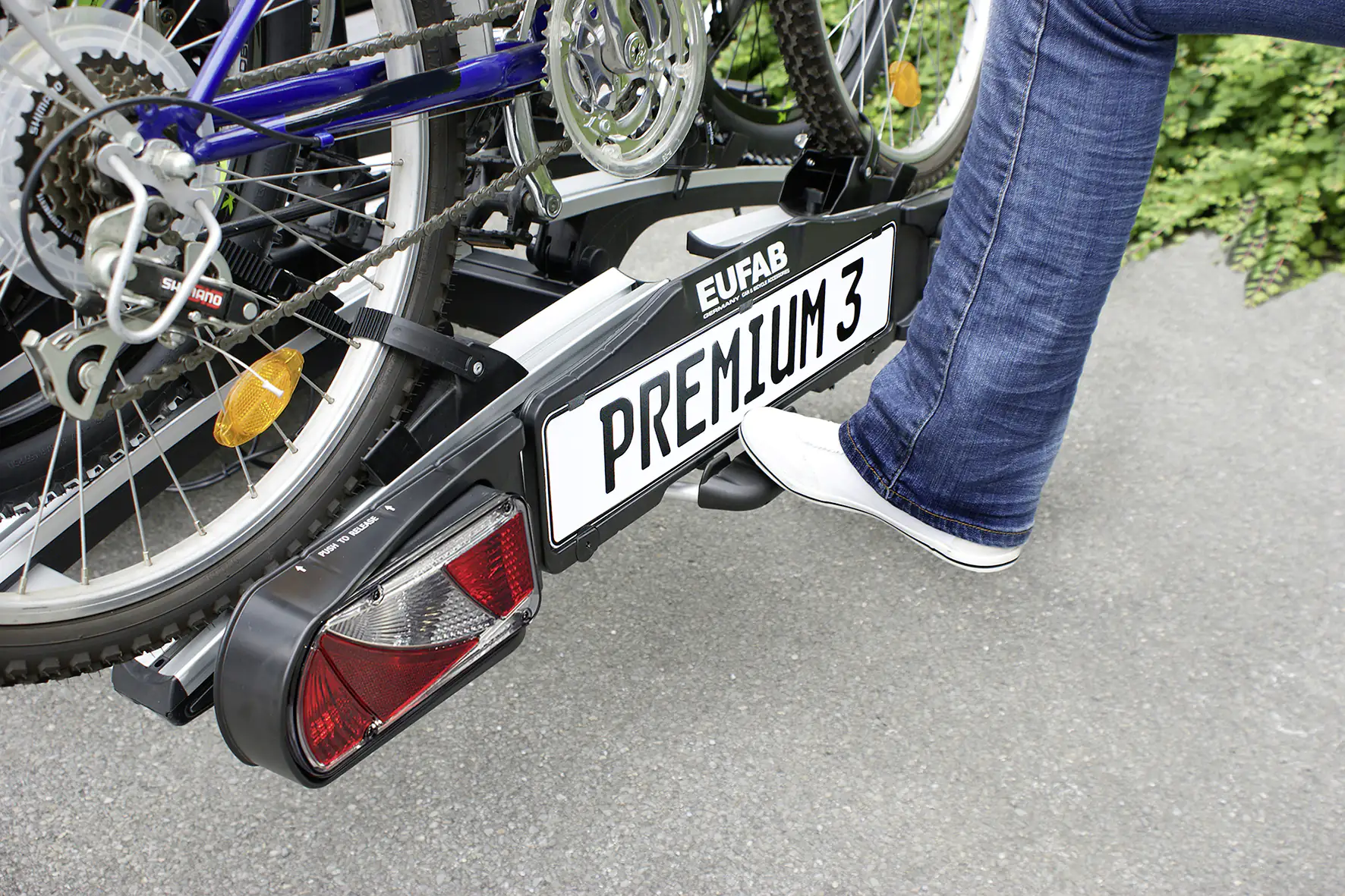 EUFAB Fahrradheckträger Premium III für 3 Fahrräder abklappbar