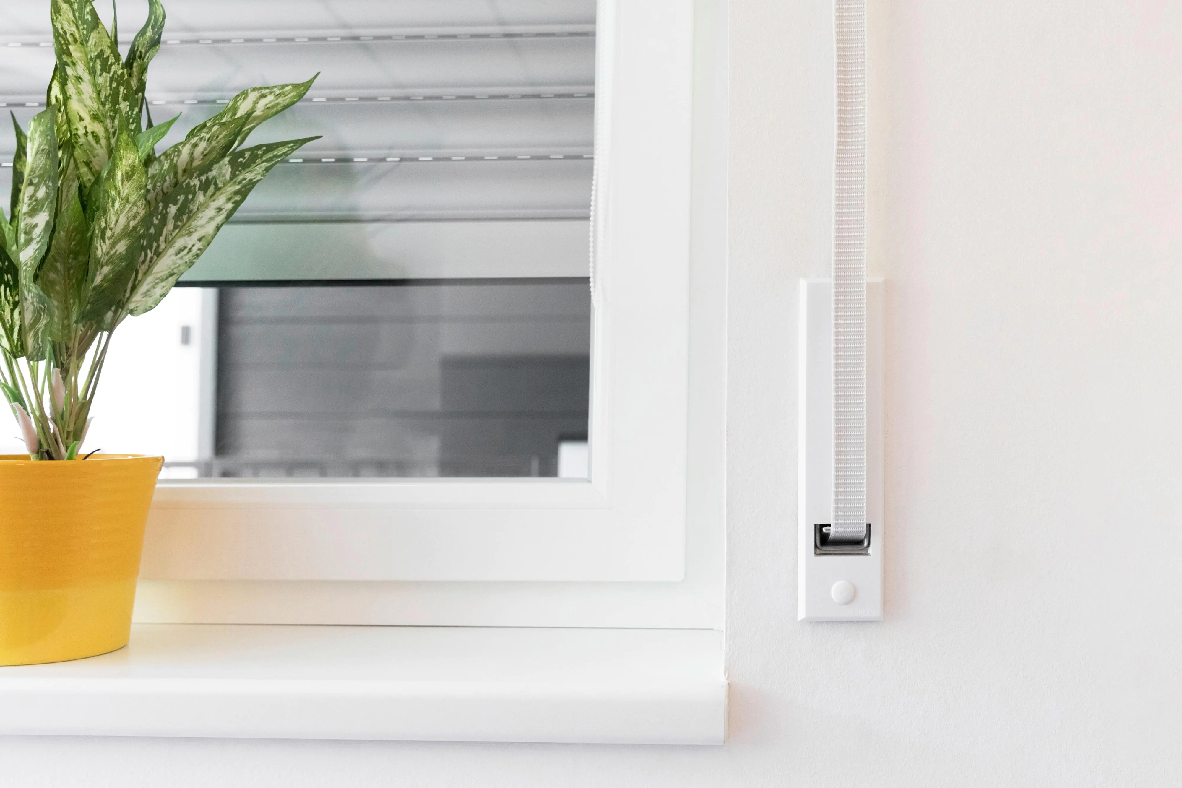 Schellenberg Abdeckplatte STANDARD Lochabstand 18,5 cm weiß