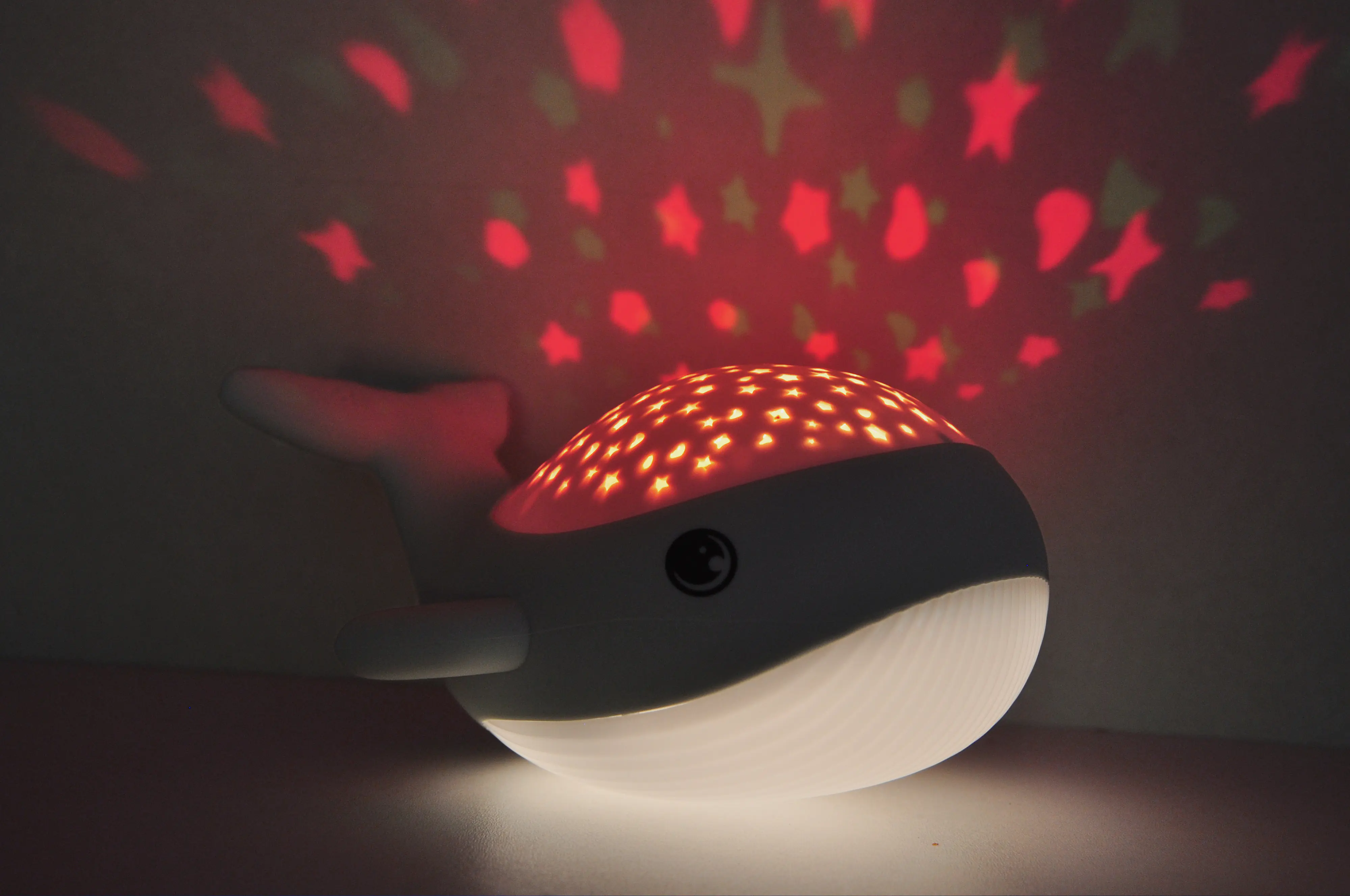 MegaLight LED Willy Whale Nachtlicht mit Sternprojektor und Akku