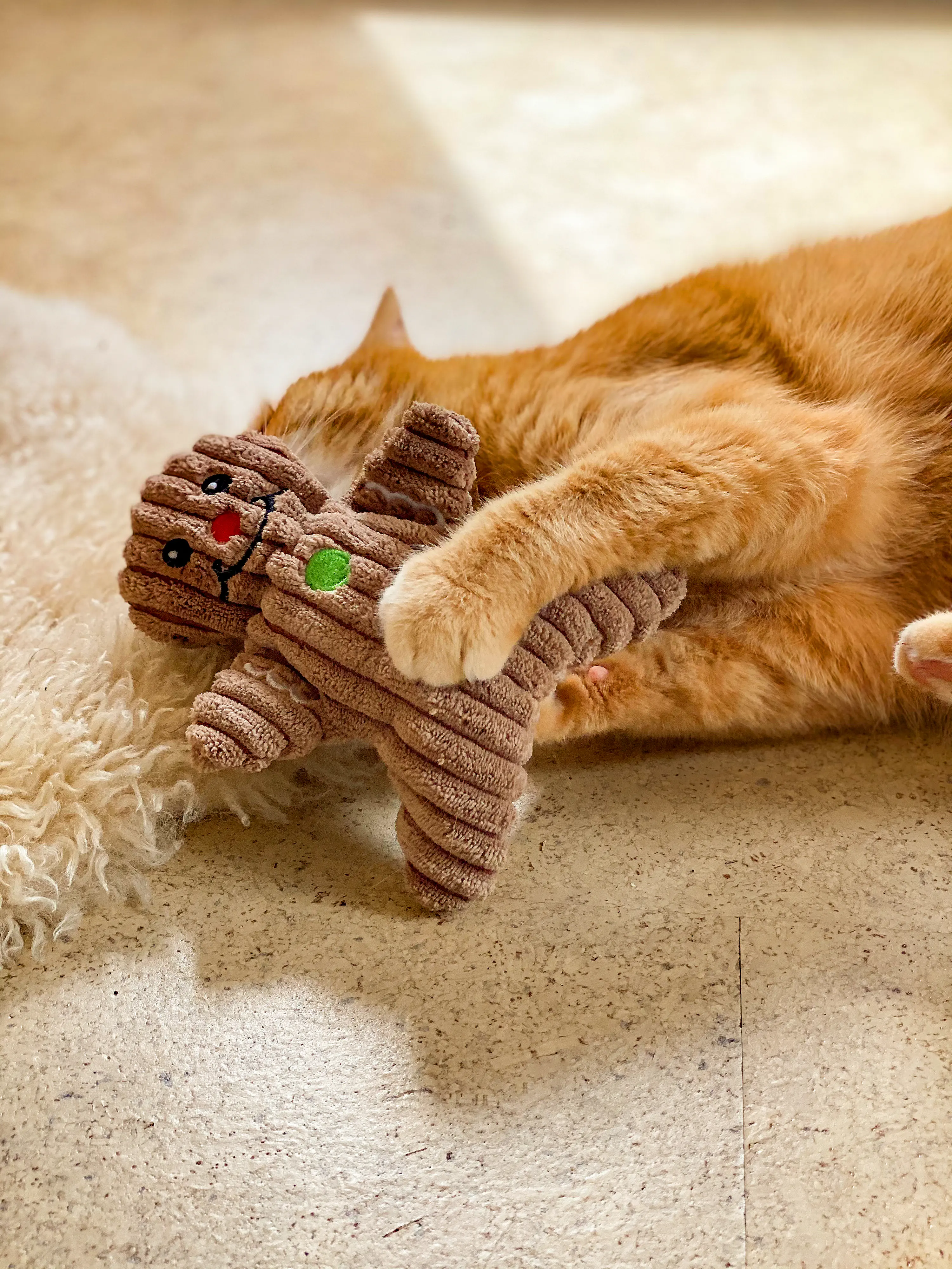 Aumüller Katzenspielzeug Lebkuchenmann 17 cm braun