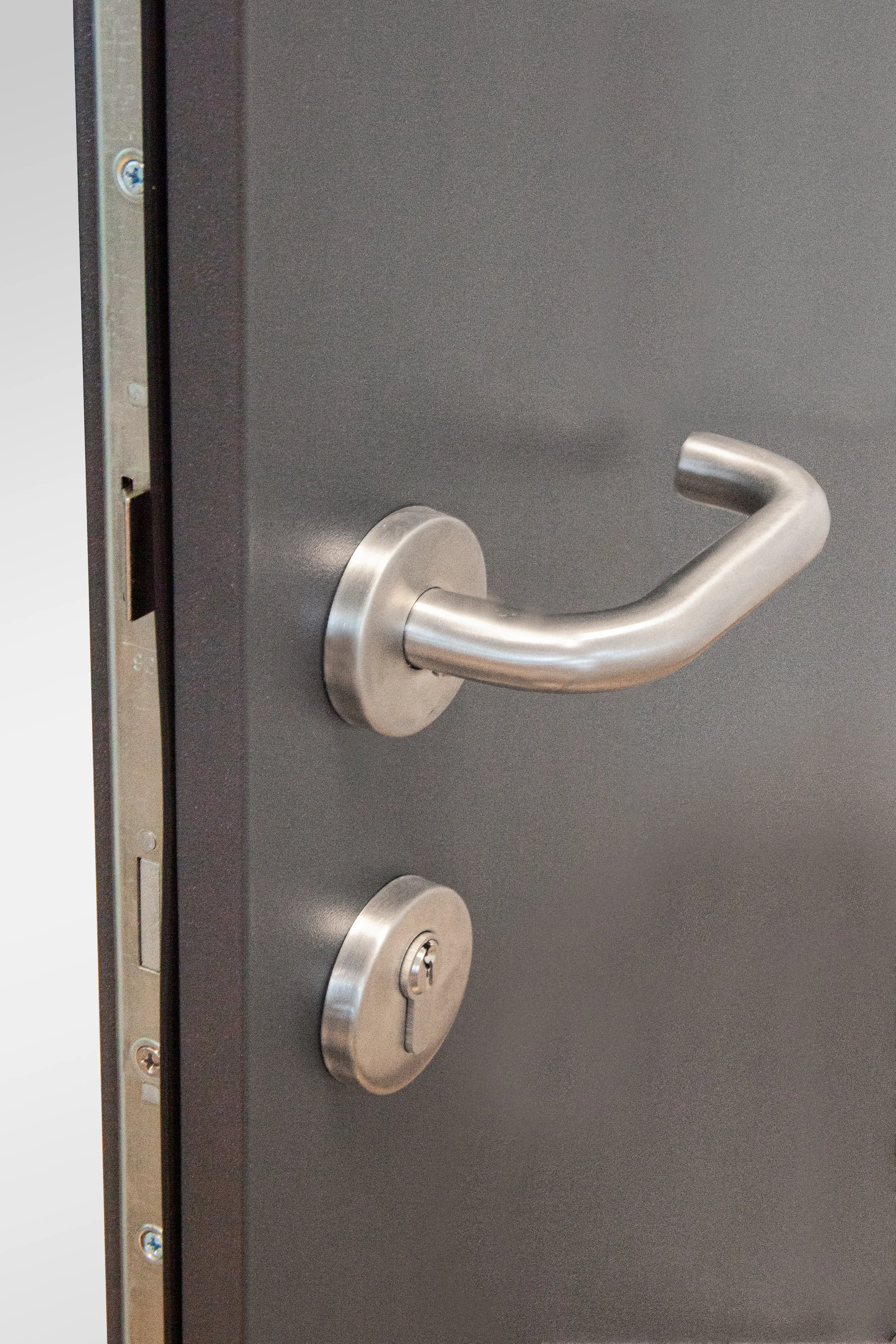 Splendoor Haustür Passivedoor Premium B03 RC2 Anthrazit DIN Rechts 110 x 210 cm