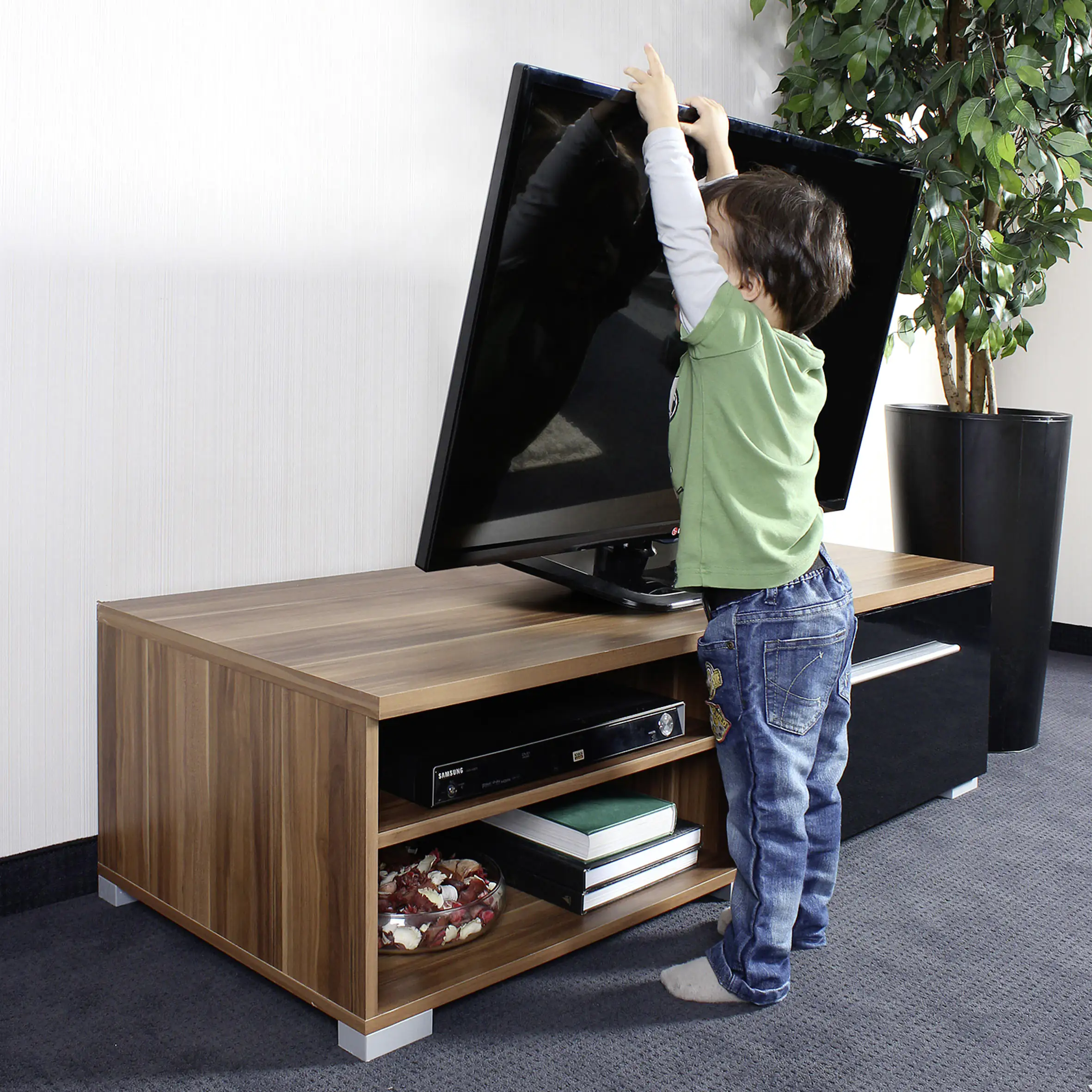 reer TV Kippsicherung Abstand 50-320 mm