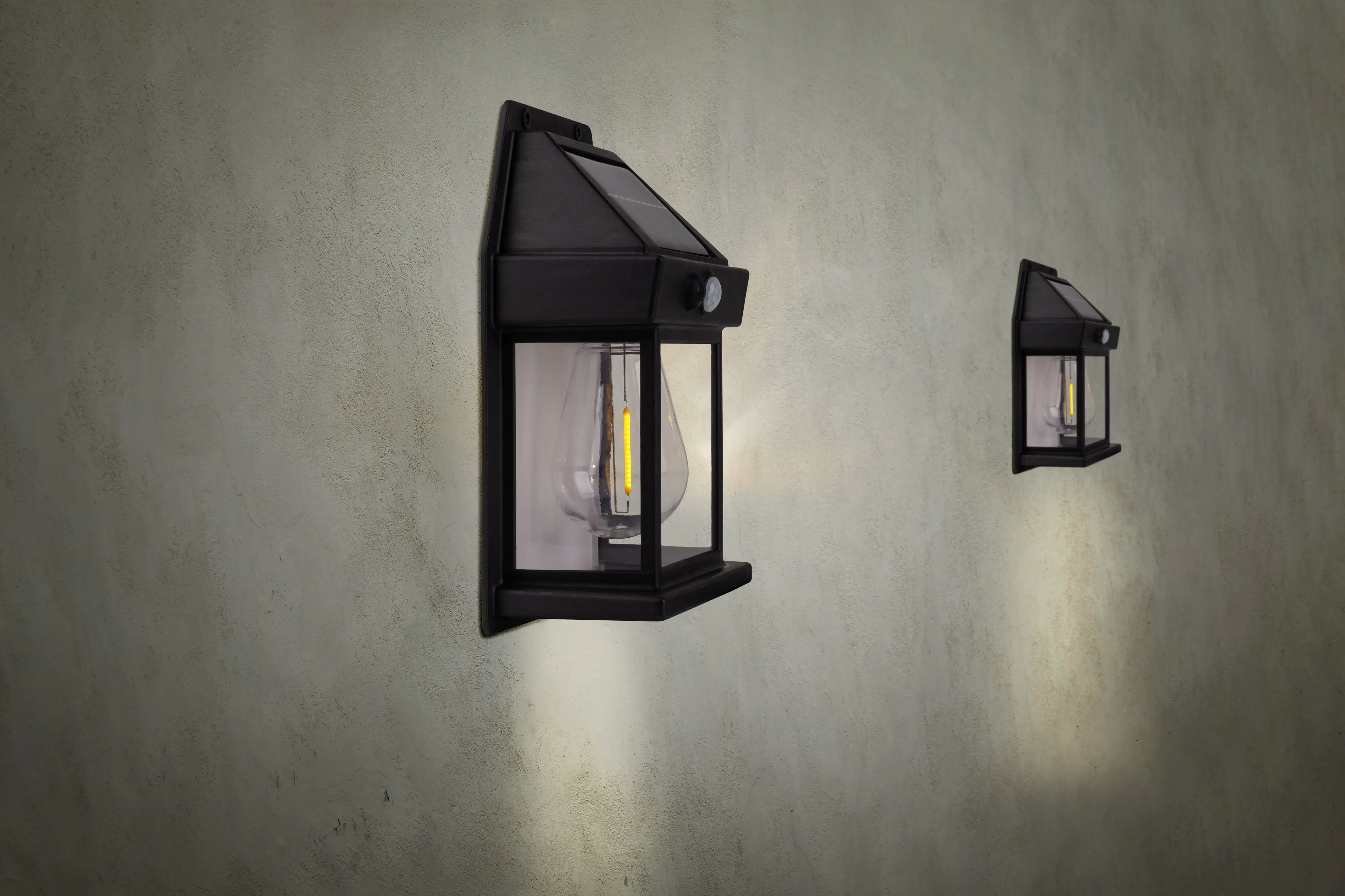 Light&More LED Solarwandleuchte 2er Set 2800-3200K schwarz