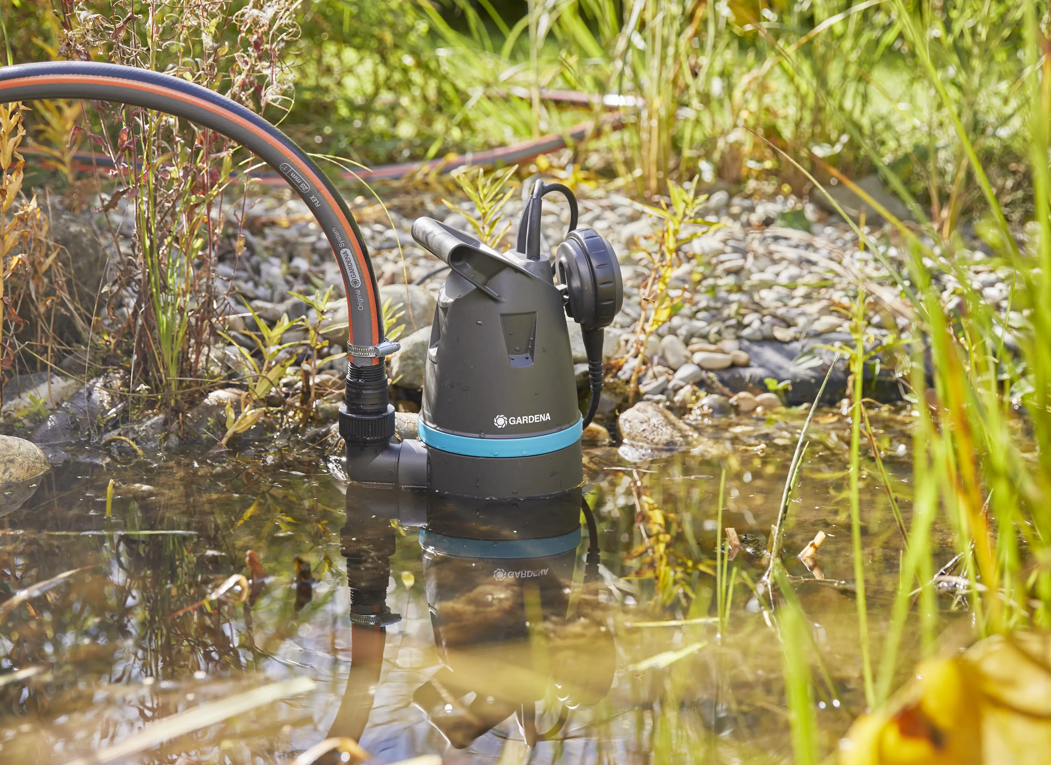 Gardena Schmutzwasser Tauchpumpe 10500 BASIC 10.500 l/h 5 m 400 Watt
