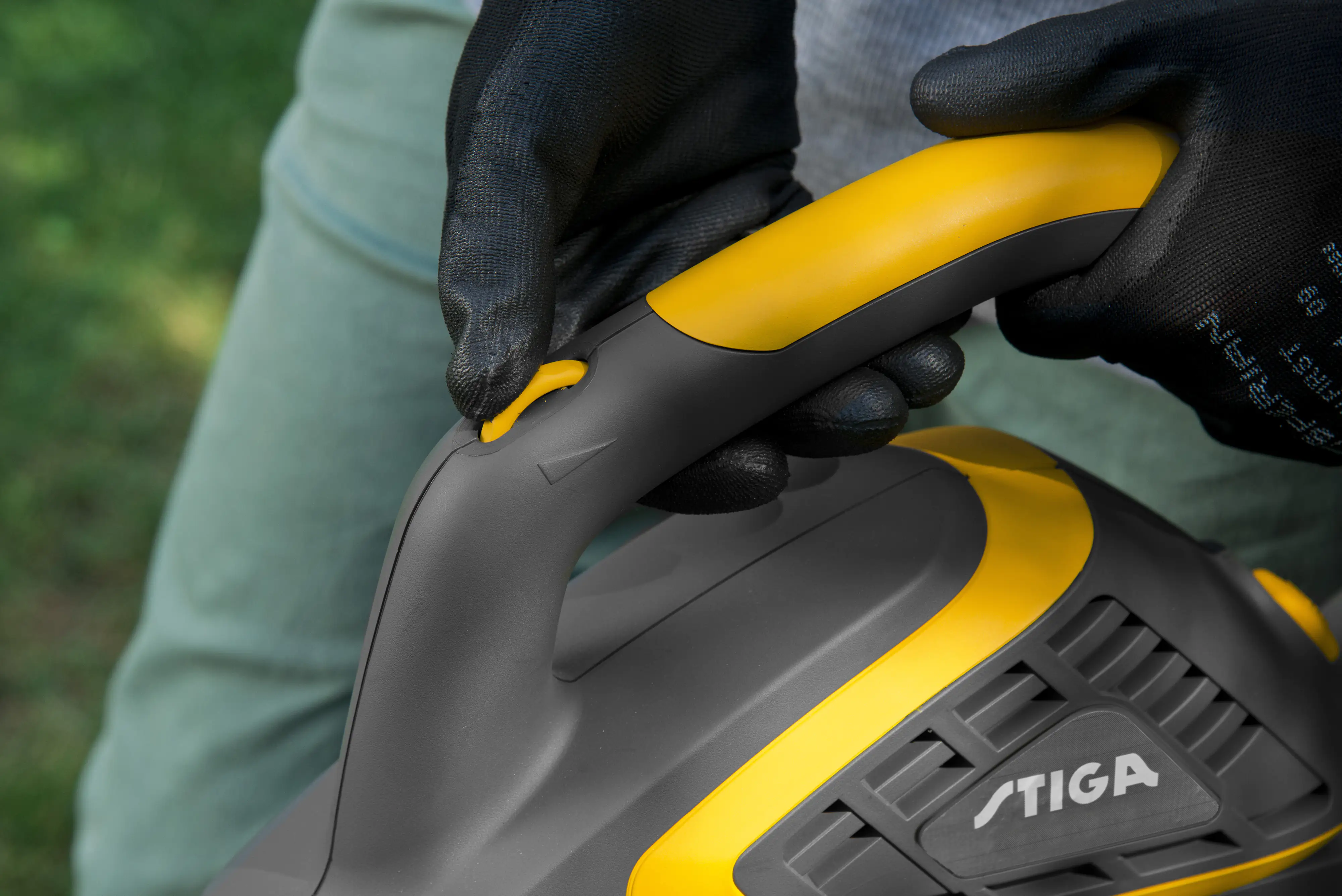 Stiga Elektro Laubbläser BL 130c V 2.600 Watt