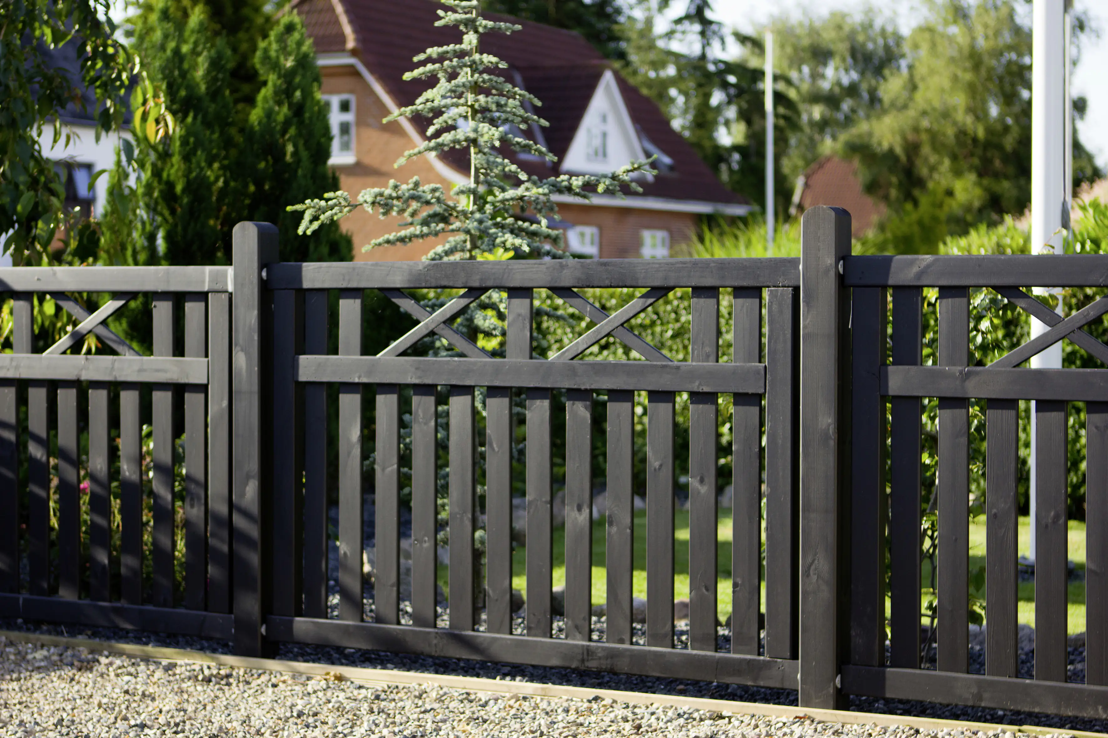 Plus Zaunelement Vinesse 150 x 96 cm schwarz
