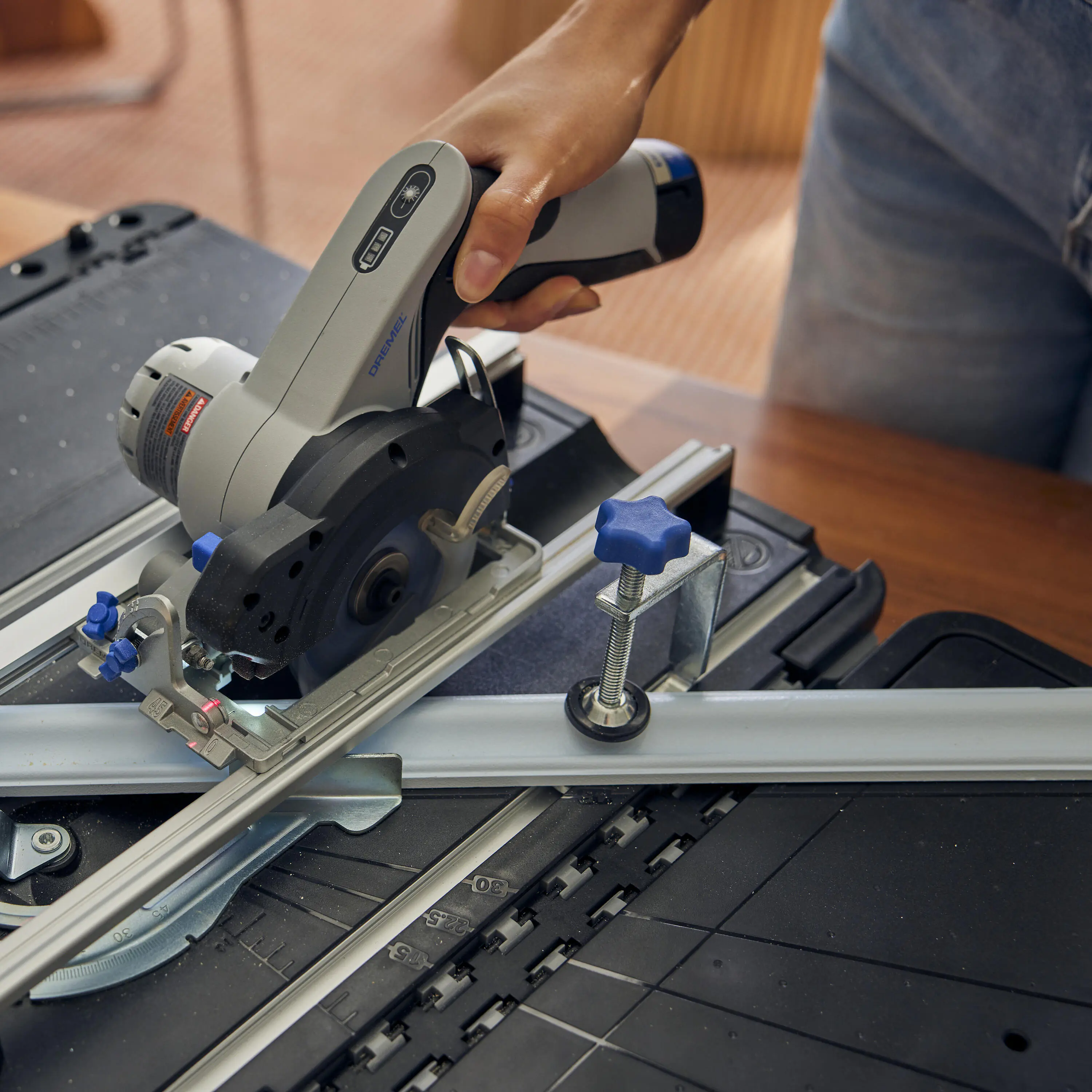 Dremel Blueprint Mobile Sägestation CS12V-S1C Kreissäge + Sägetisch-Koffer