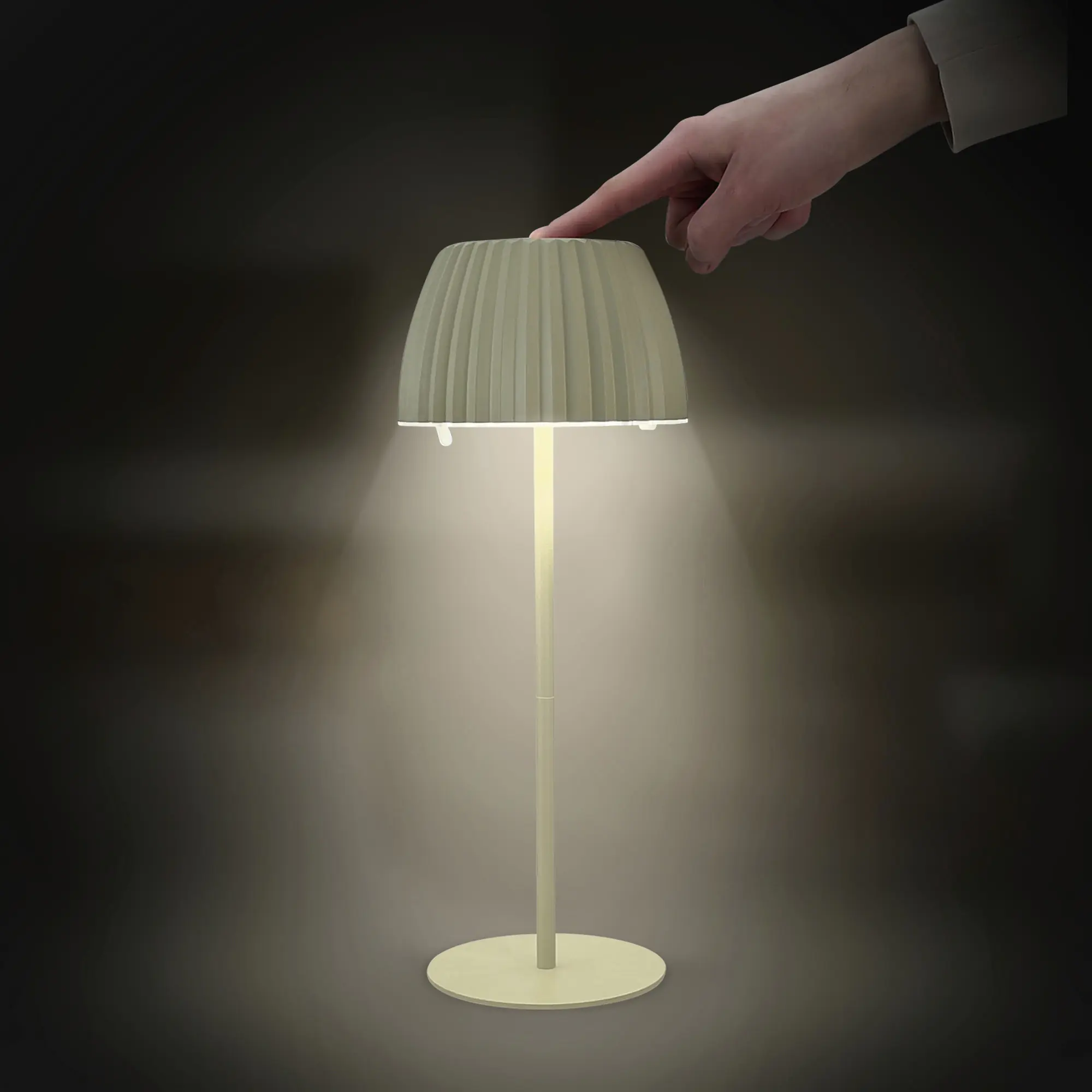 Briloner LED-Tischleuchte Riffle mit Akku grün dimmbar