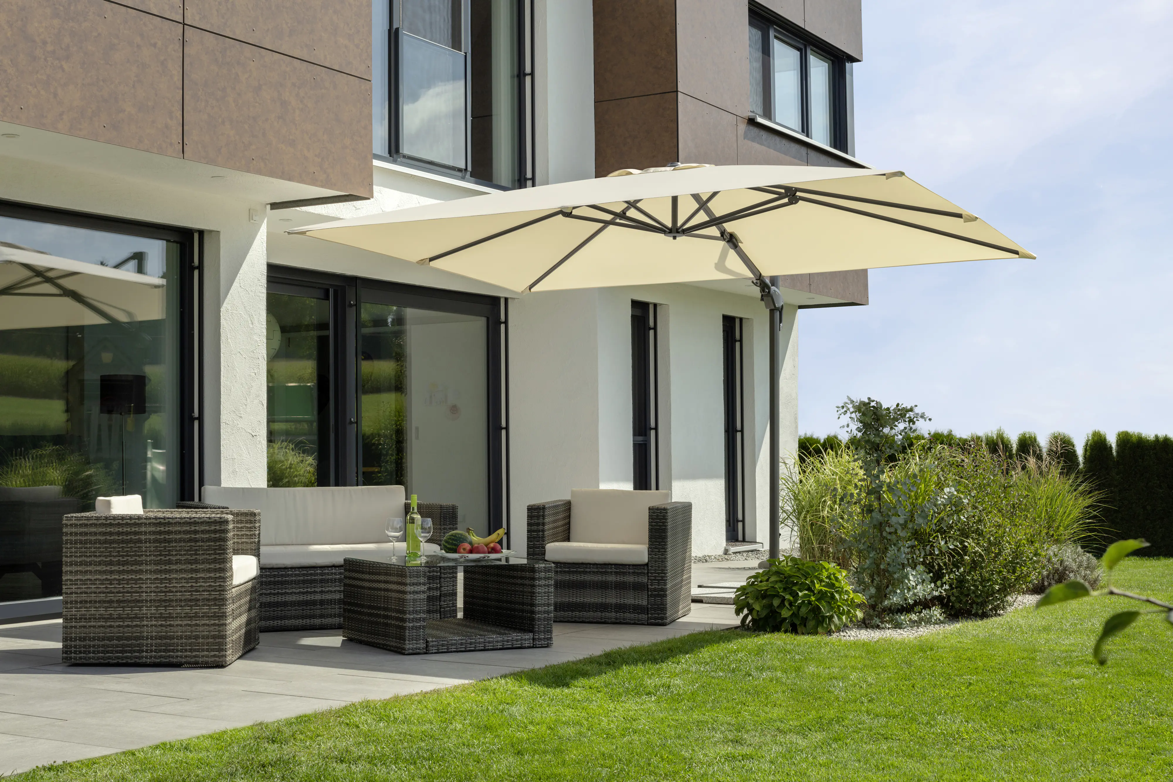 Schneider Ampelschirm Rhodos Twist natur 350 x 260 cm inkl. Sonnenschirmhülle