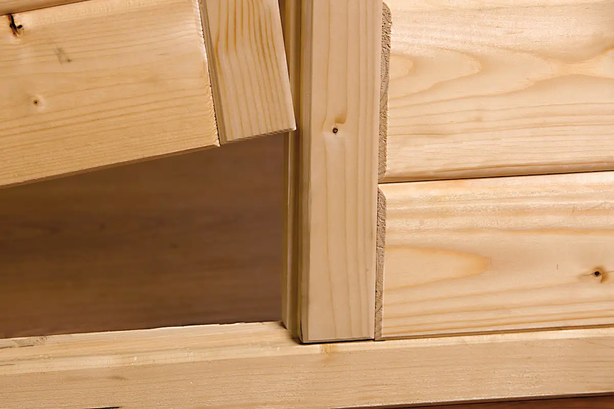 Weka Massivholz-Element-Sauna Laukkala 3 mit Glastür und Fenster