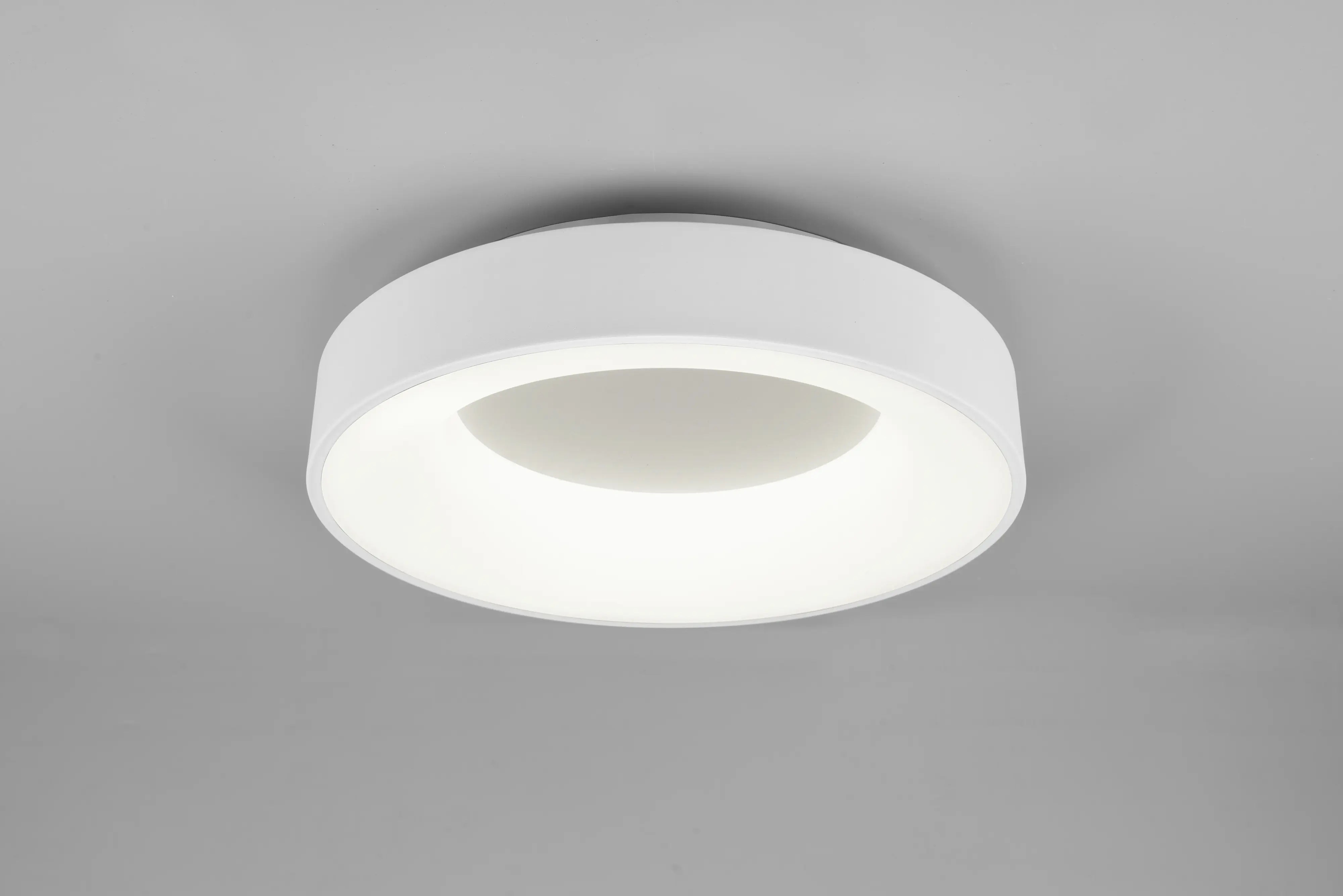 Trio LED Deckenleuchte Girona weiß dimmbar