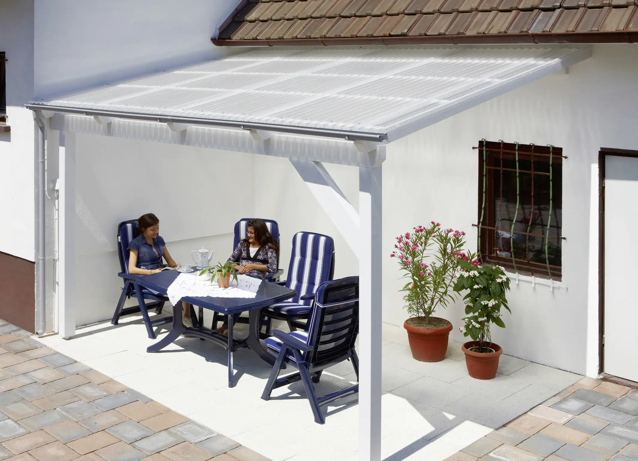 Gutta Polycarbonat-Wellplatte Wabe Sinus 76/18 350 x 104,5 cm 2,6 mm klar