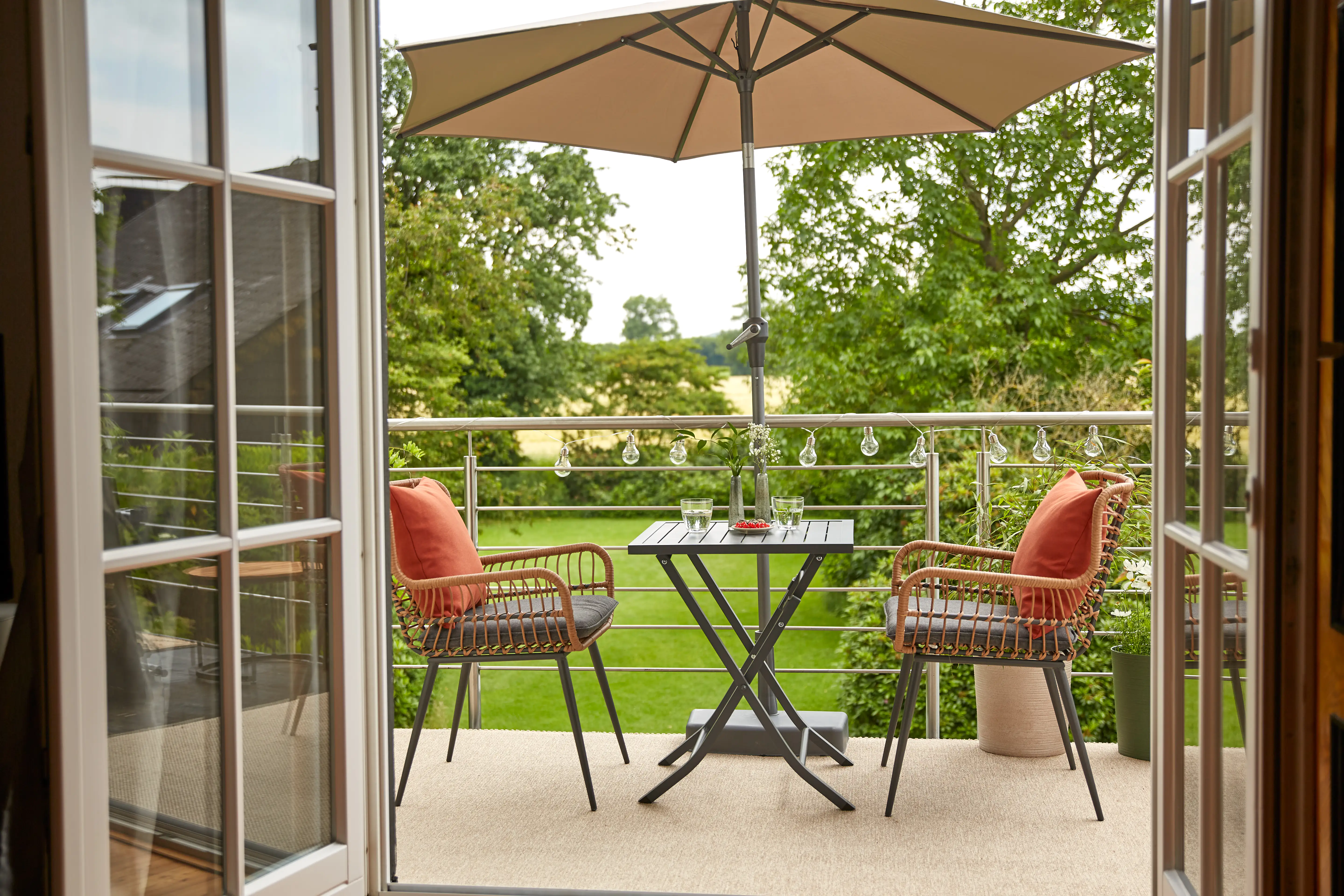 Siena Garden Sonnenschirm Avio taupe Ø 250 cm