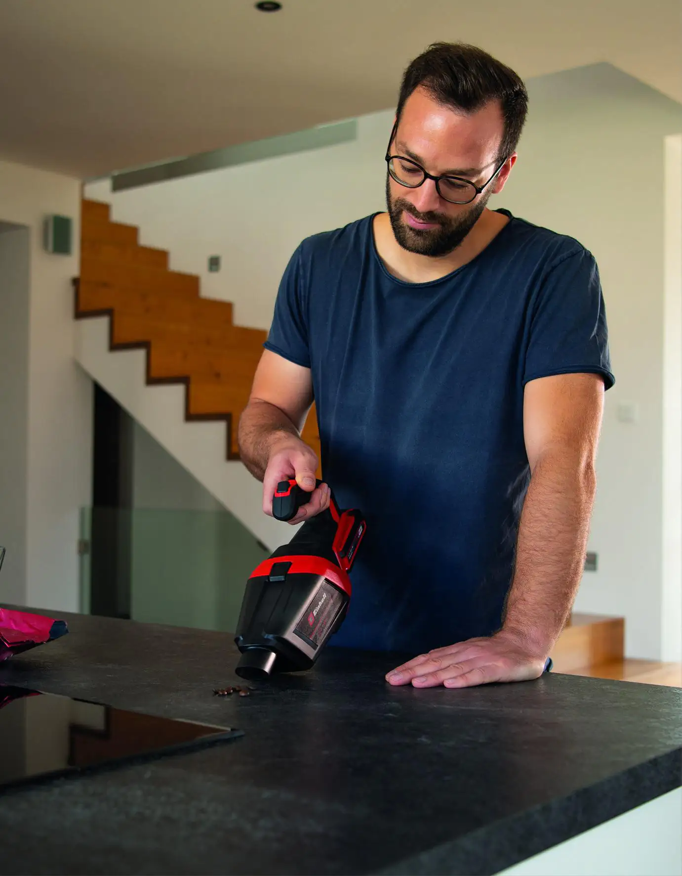 Einhell Akku-Handstaubsauger TE-HV 18/06 Li Solo 18 V