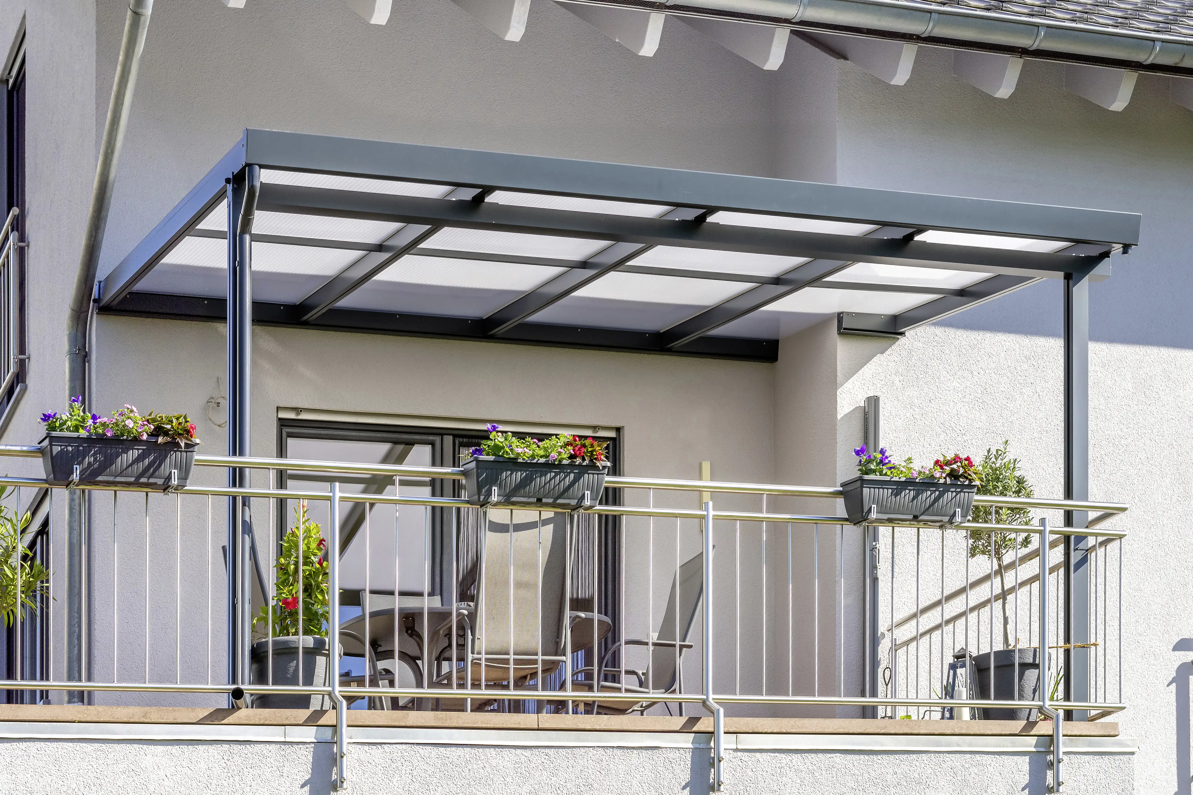 Gutta Premium Terrassendach 410,2 x 406 cm anthrazit PC weiß opal 16 mm