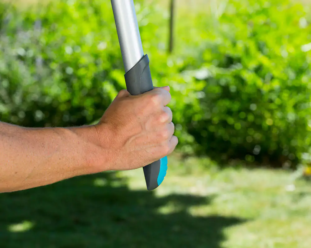 Gardena Ratschen-Astschere Comfort SmartCut bis zu Ø 45 mm Schnittstärke