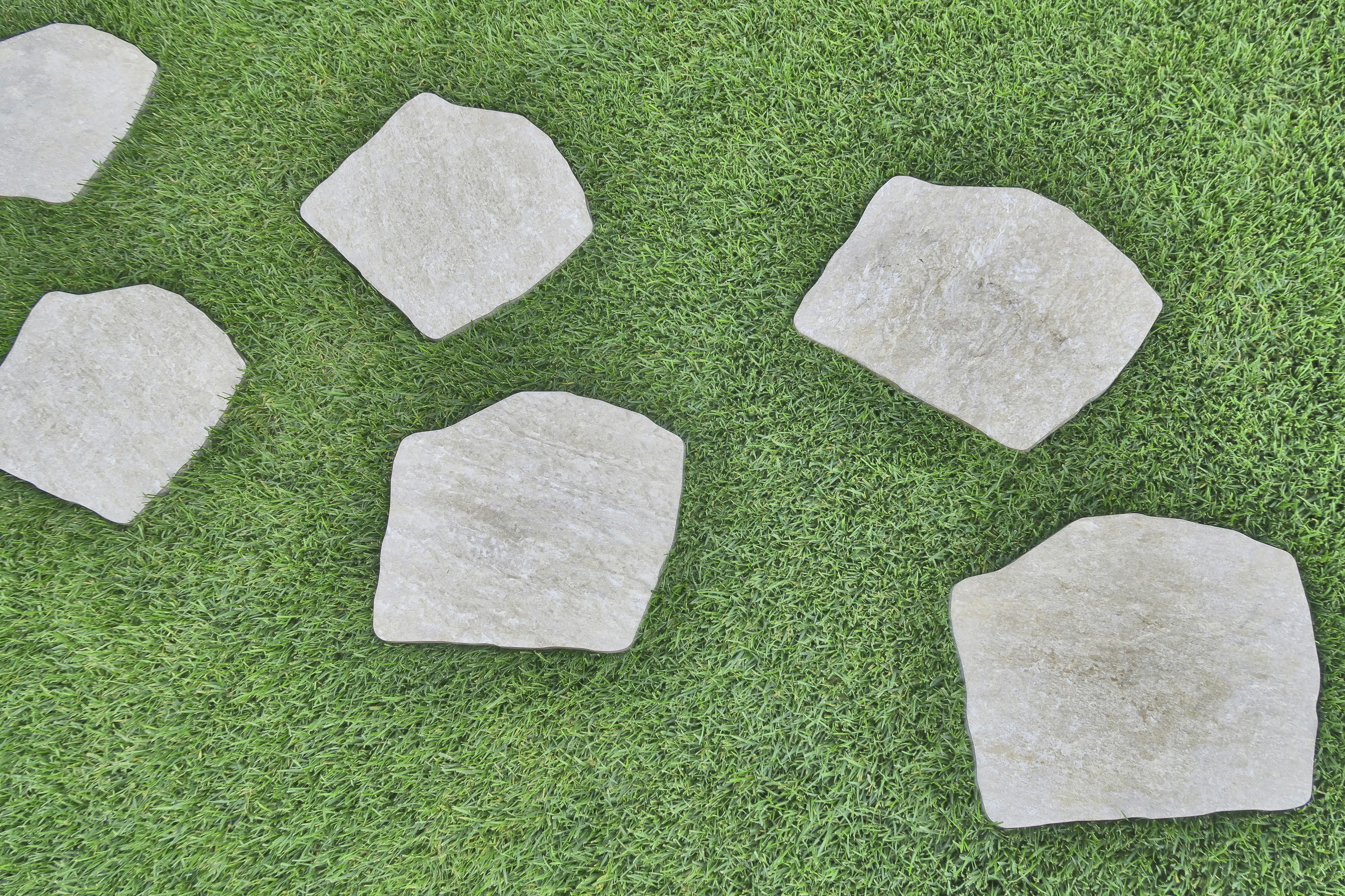 Feinsteinzeug Trittstein Stone Gres 42 x 36 cm beige