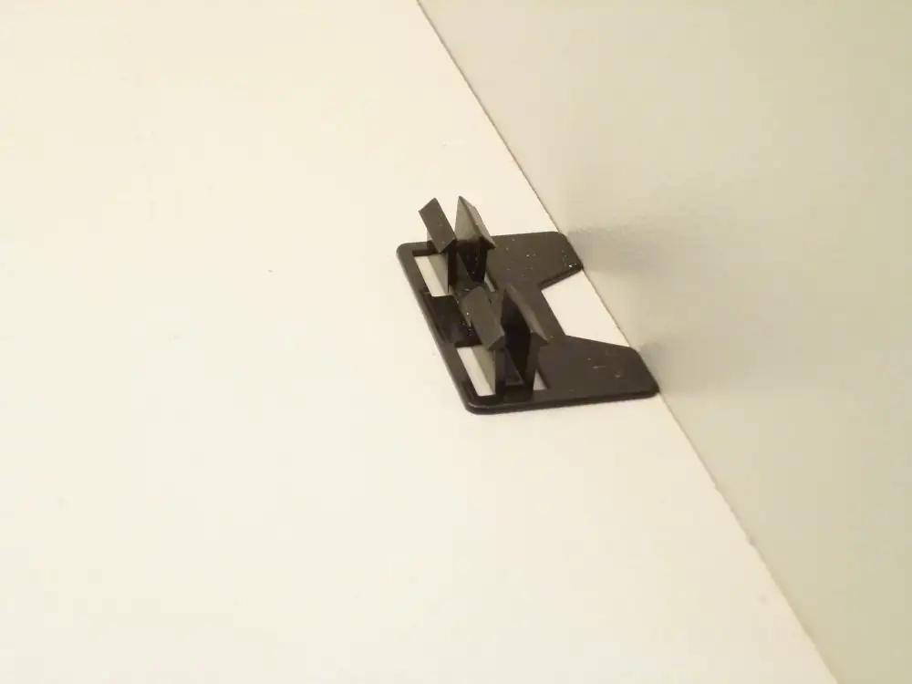 B.S. Bauprogramm Leistenclipse für Deckenabschlussleiste