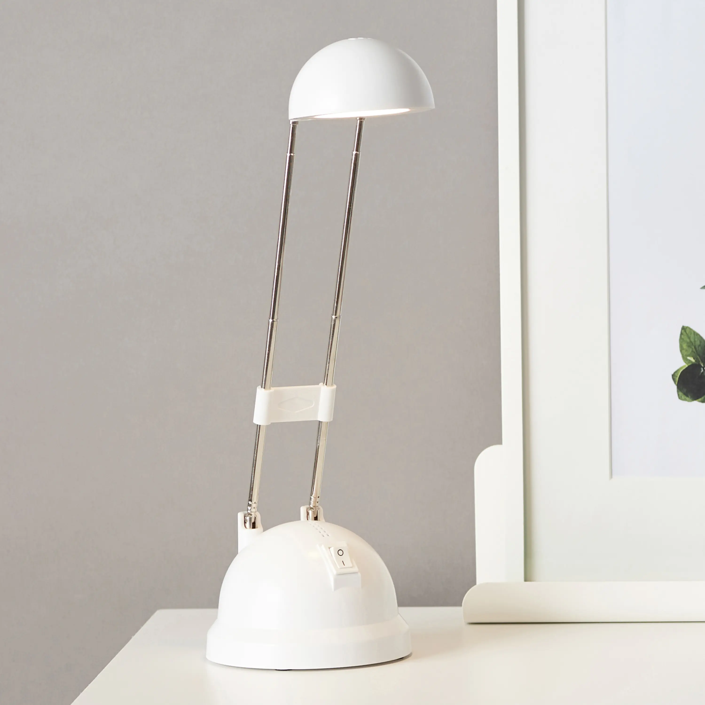 Brilliant LED Tischleuchte Katrina 20 x 11,5 cm 6 W, verstellbar, warmweiß