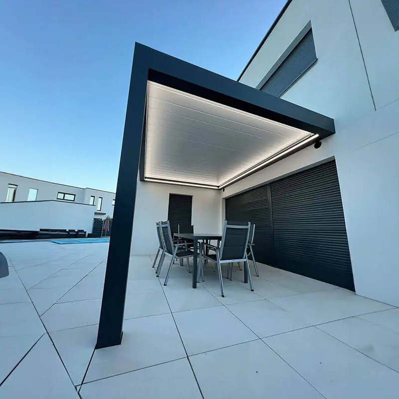 Lamellen Terrassenüberdachung 400 x 400,3 x 266 cm grau/weiß