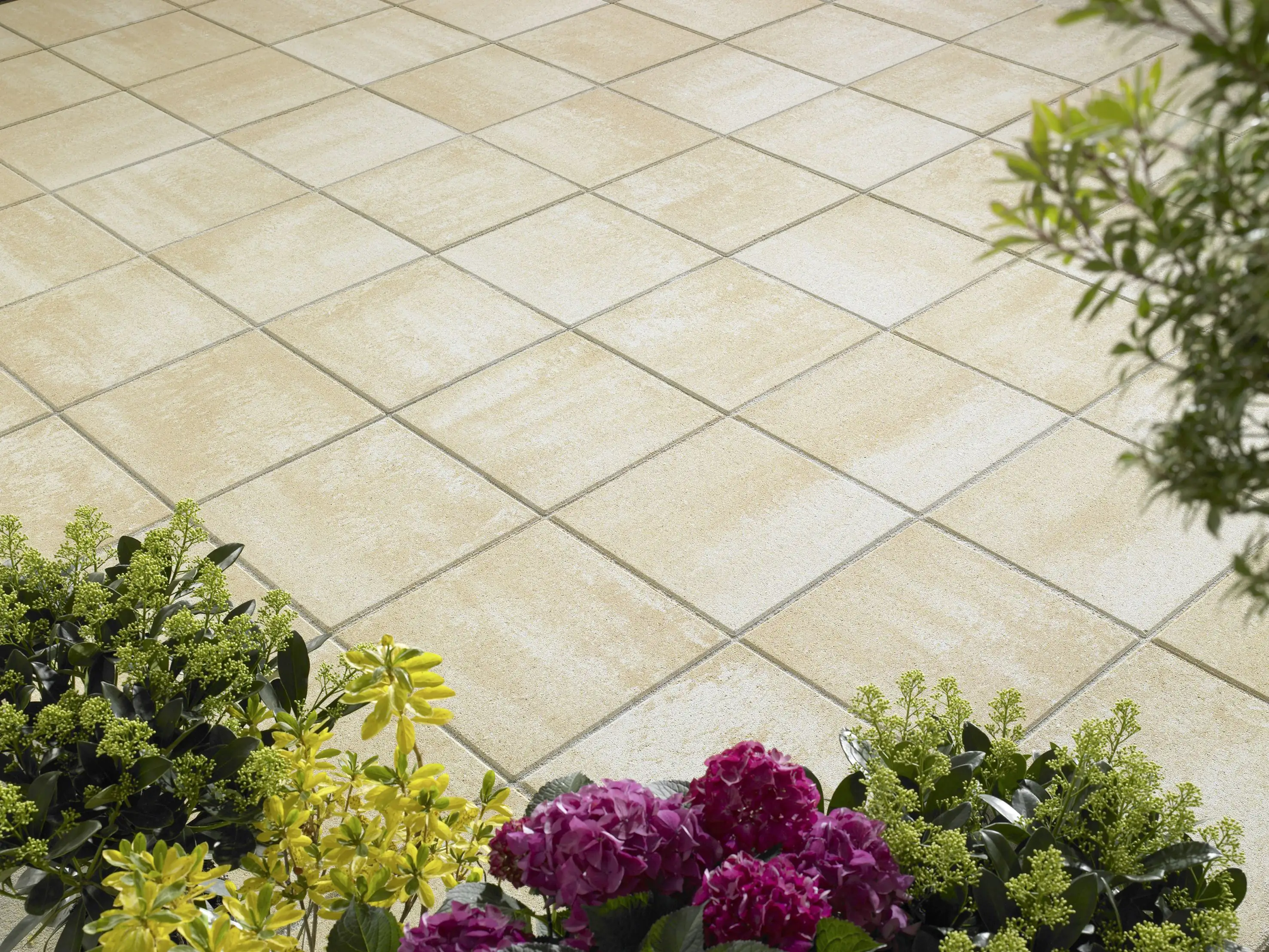 Kann Terrassenplatte Verona 40 x 40 x 5 cm sandsteingelb