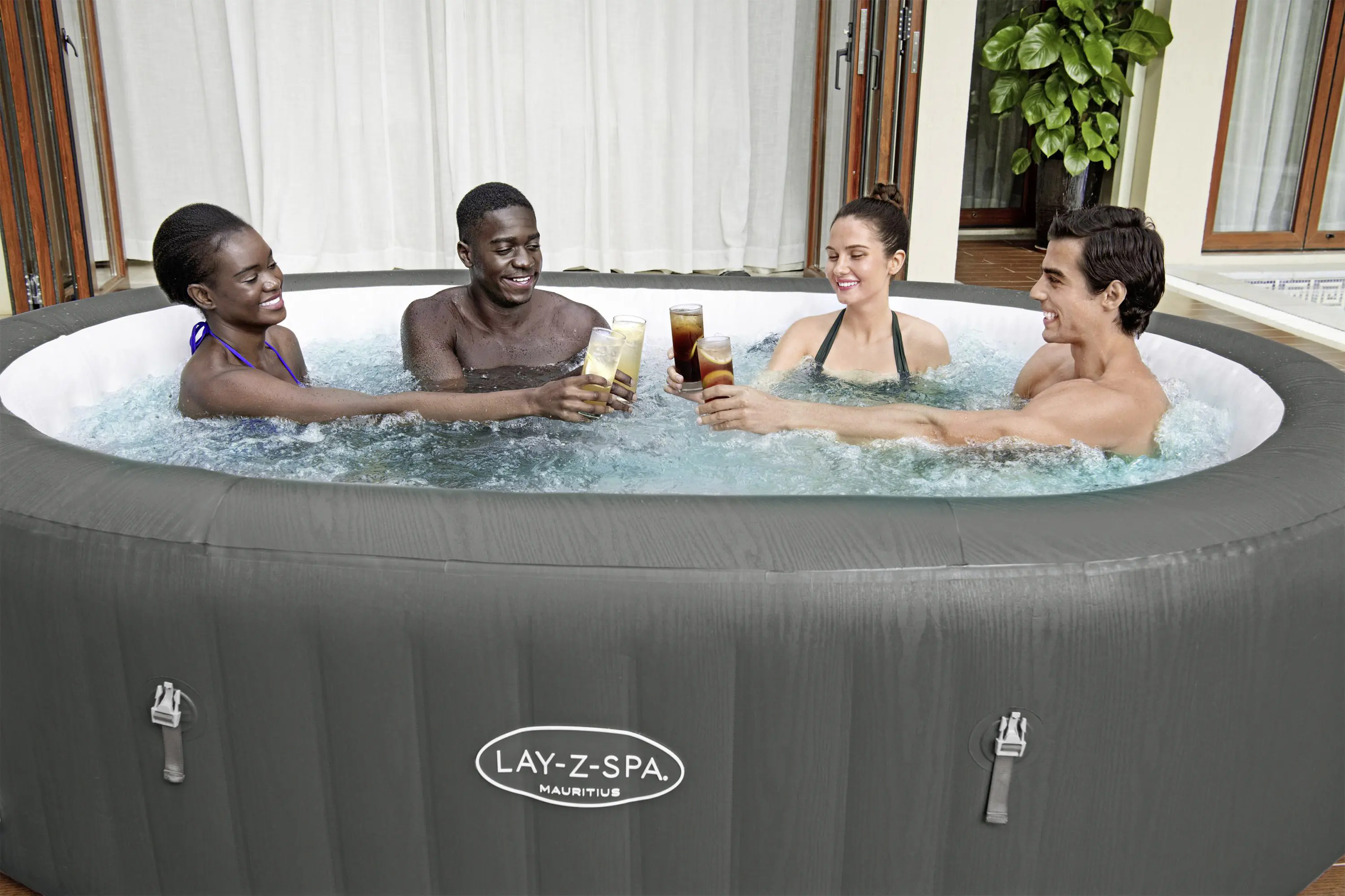 Bestway Whirlpool LAY-Z-SPA Mauritius AirJet oval 270 x 180 x71 cm