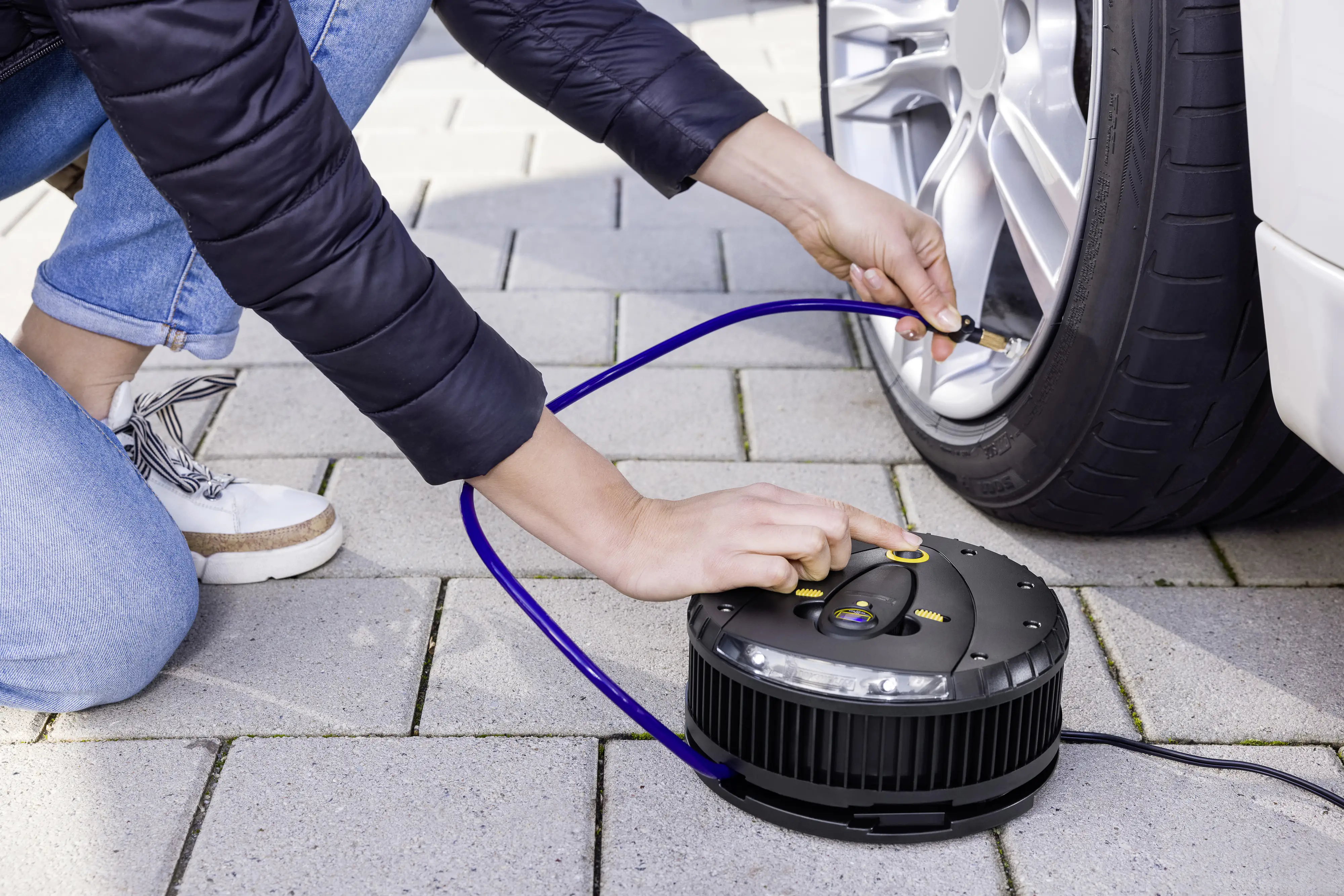 Michelin Hochleistungs-Kompressor 12V digital