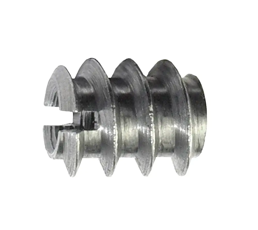 Connex Einschraubmutter M4 x 10 mm