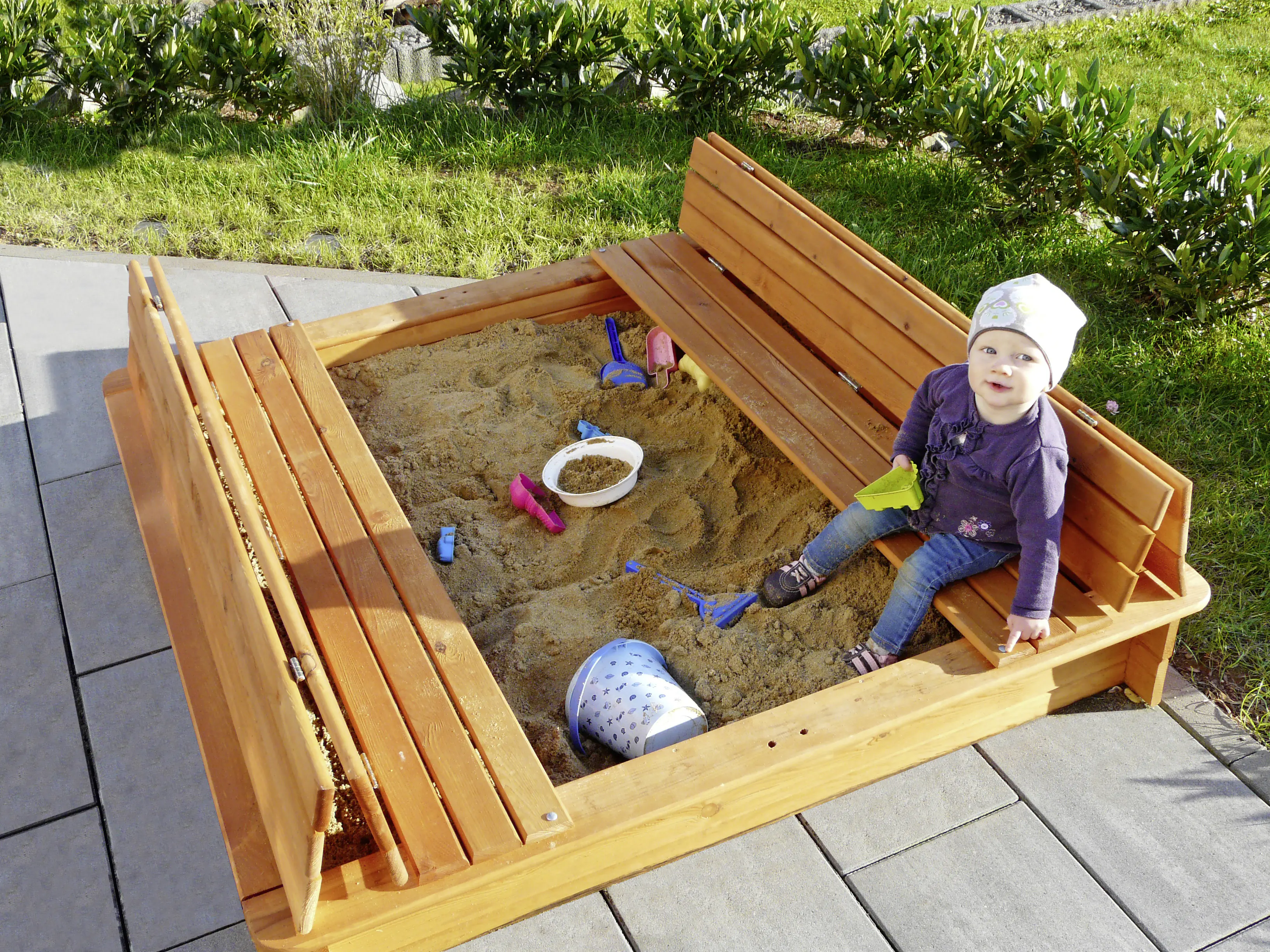 Weka Sandkasten mit Abdeckung Felix Gr. 1 eckig 100 x 100 cm