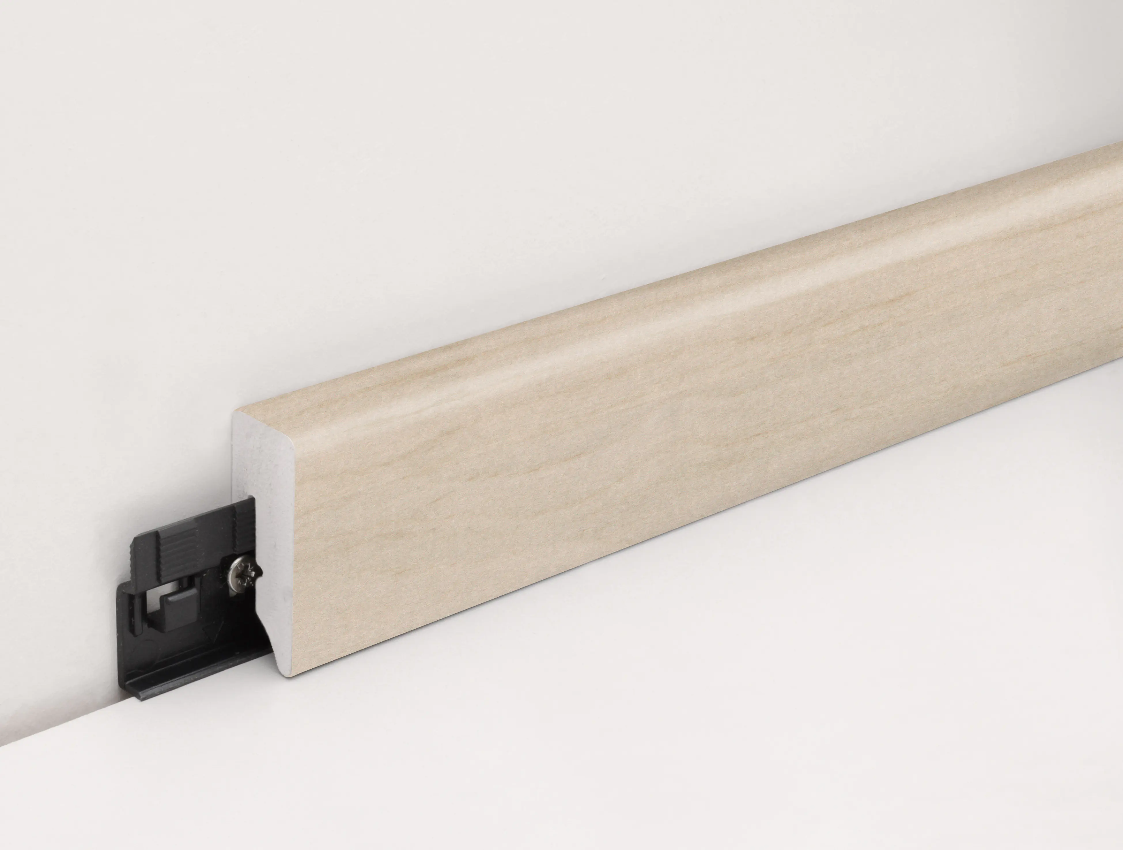 FN Neuhofer Fußleiste 240 cm 38,5 x 15 mm Eiche ashby foliert