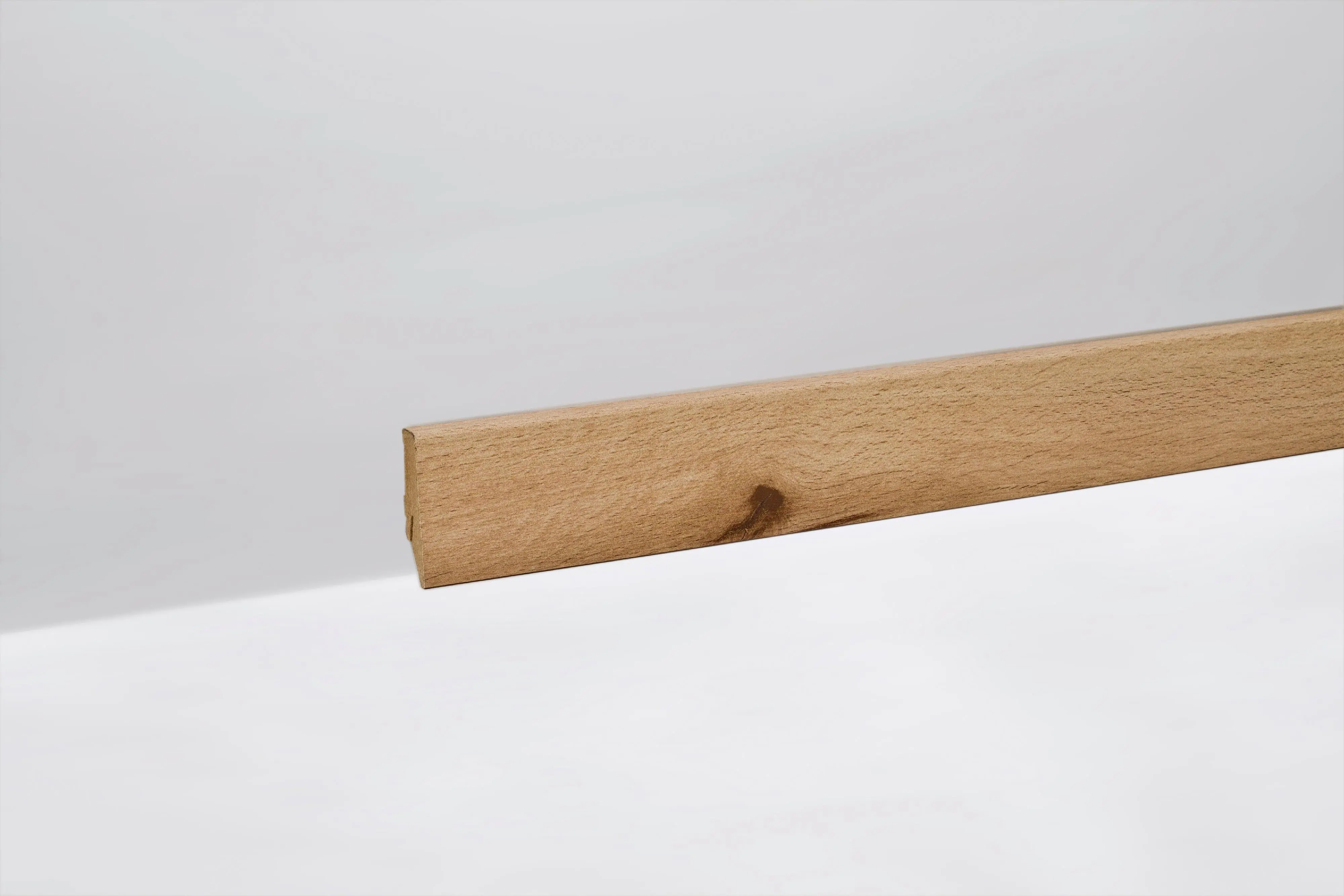 Classen Clip-Fußleiste 240 cm 58 x 19 mm Serrahner Buche LHD