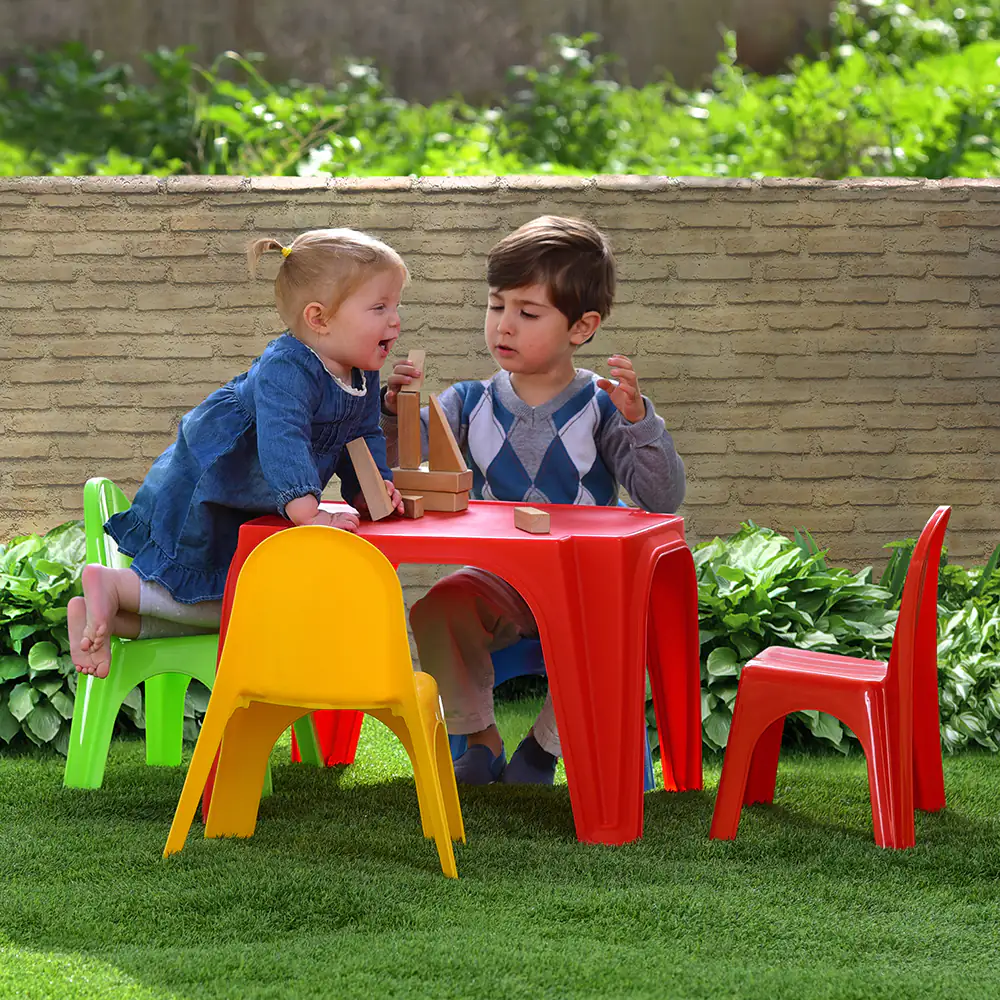 Starplast Kinder Möbelset Tisch mit 4 Stühlen 